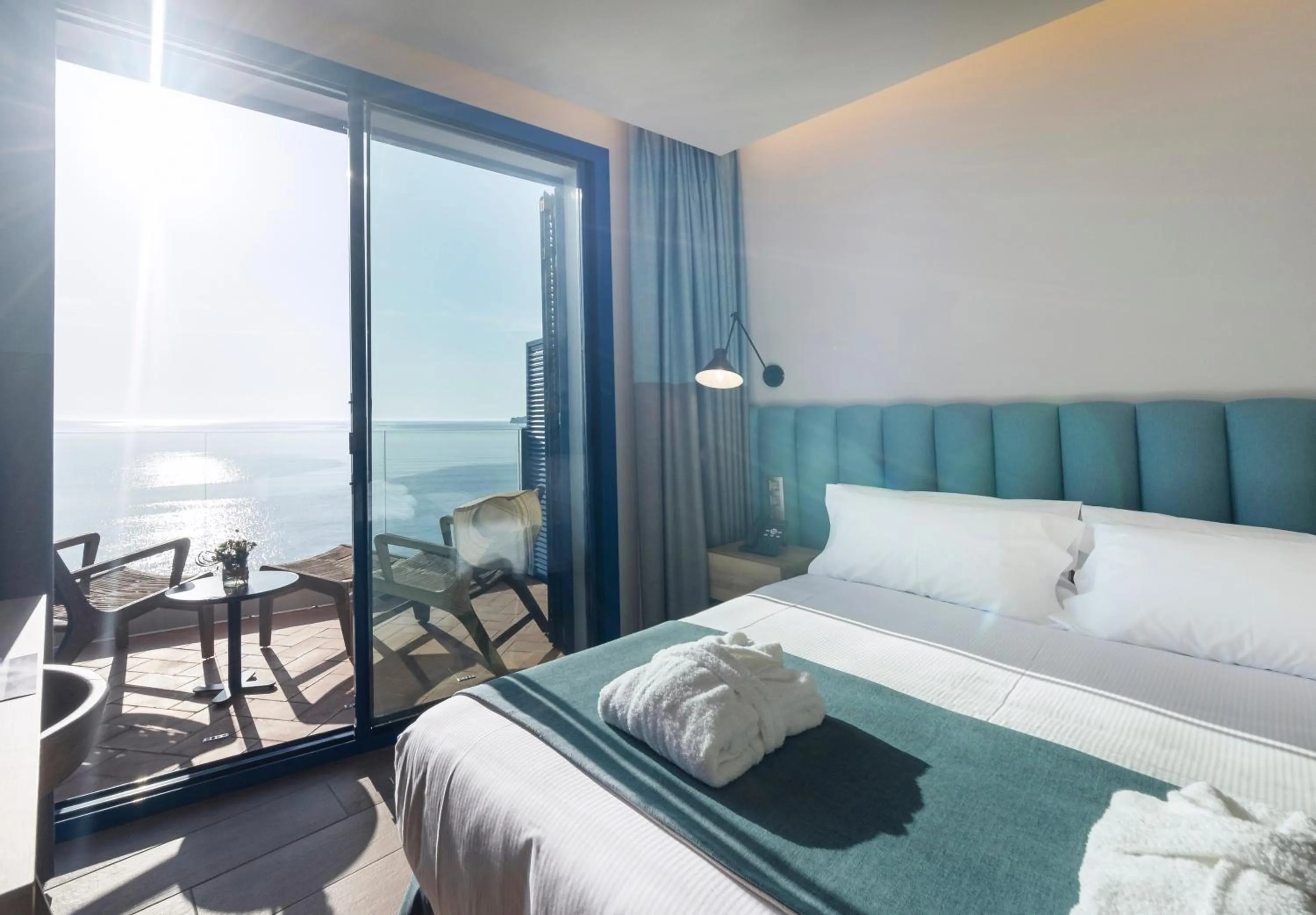 Photo of the whole room, Bed in Hotel Voramar