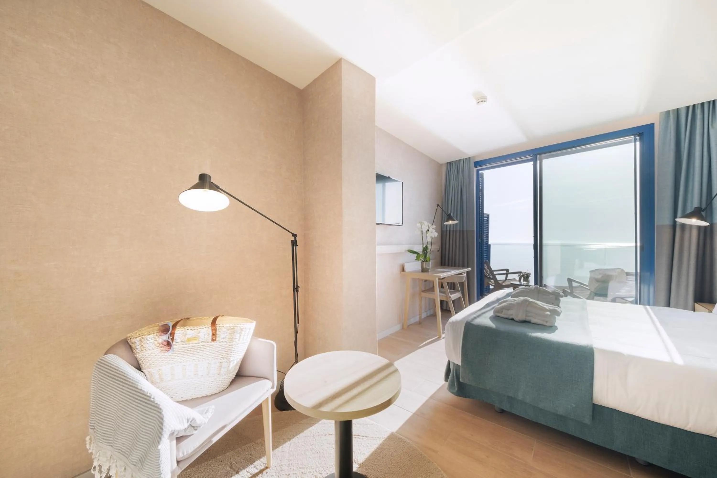 Photo of the whole room, Bed in Hotel Voramar