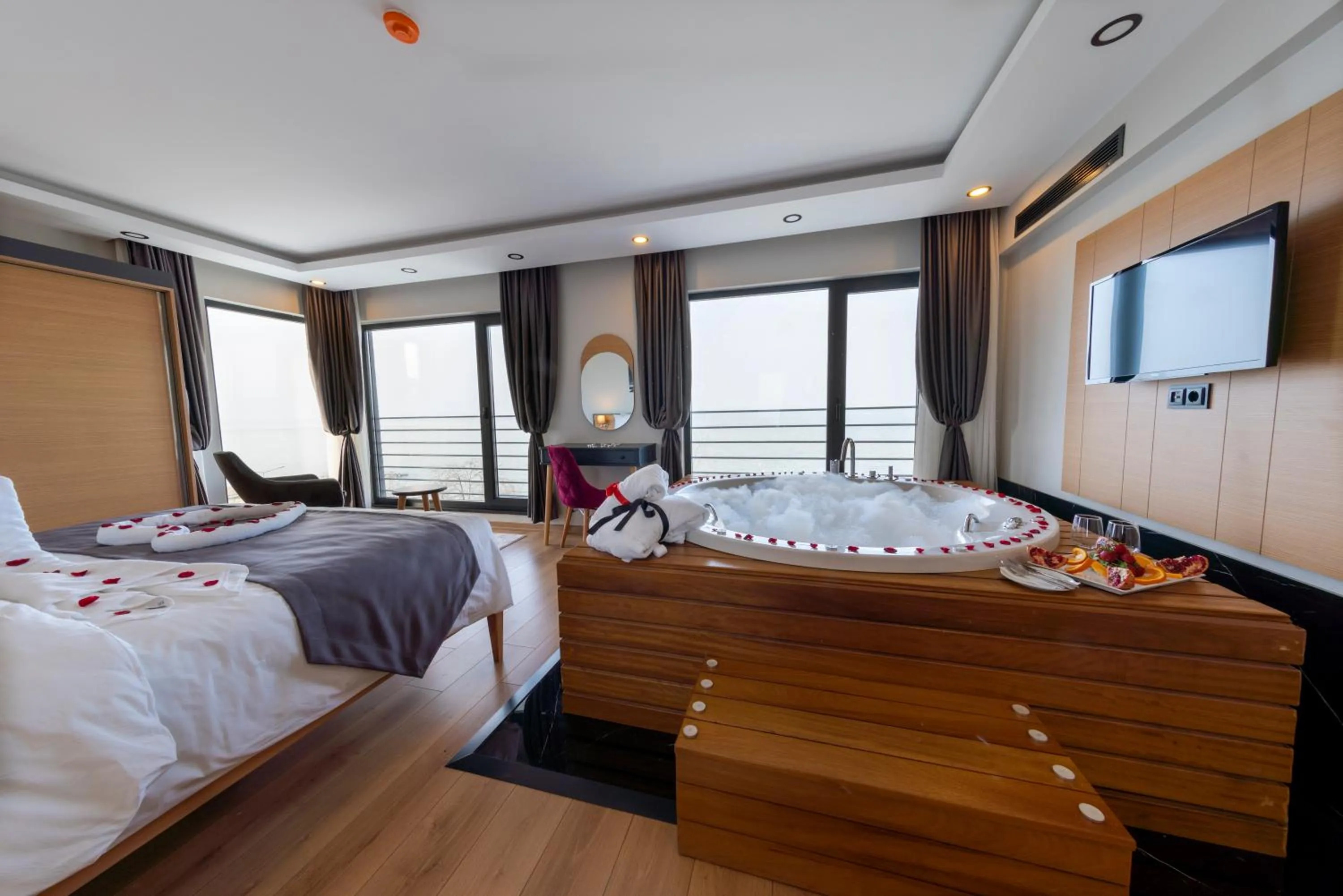 Bed in Şehrar Suite Hotel