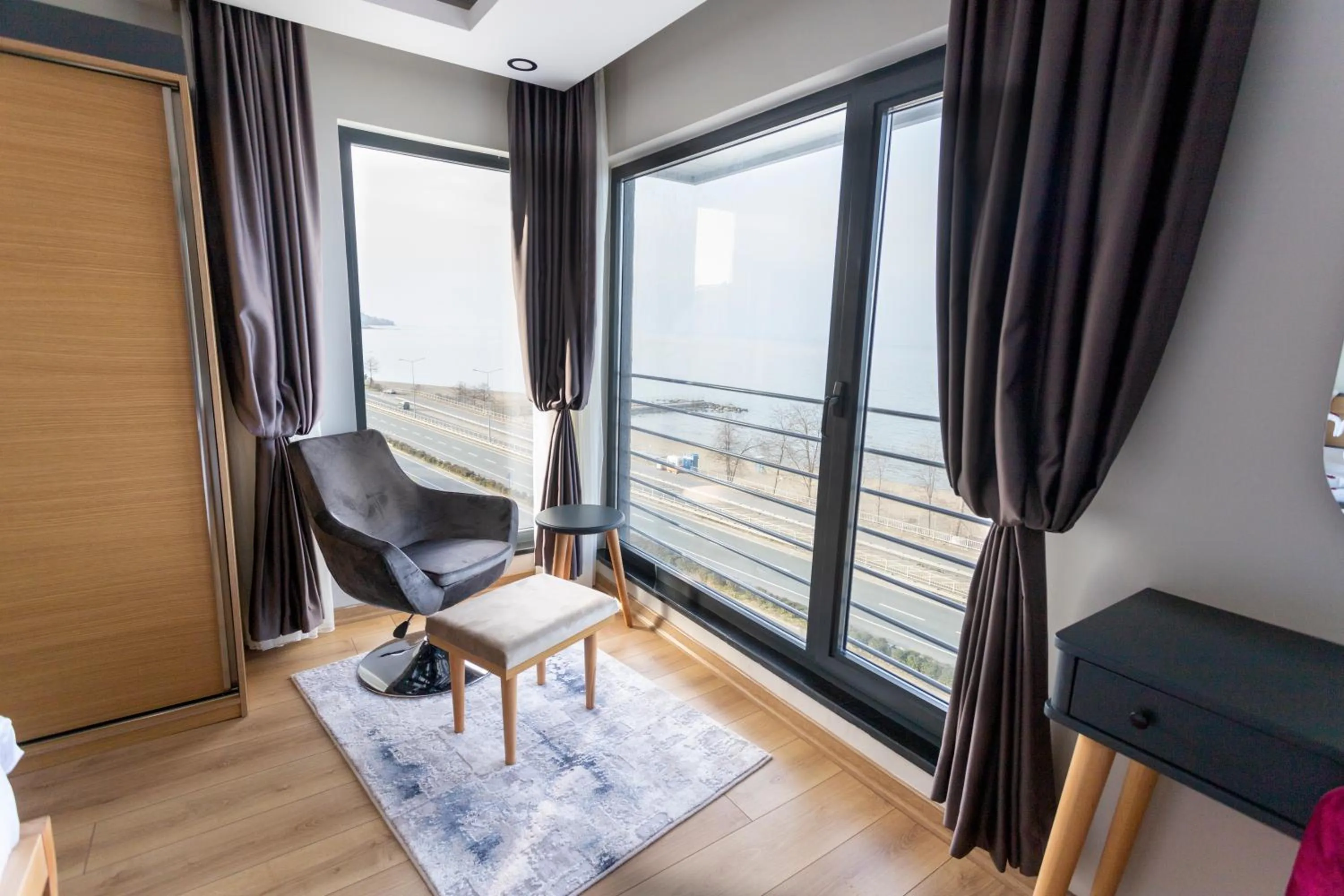 Seating area in Şehrar Suite Hotel