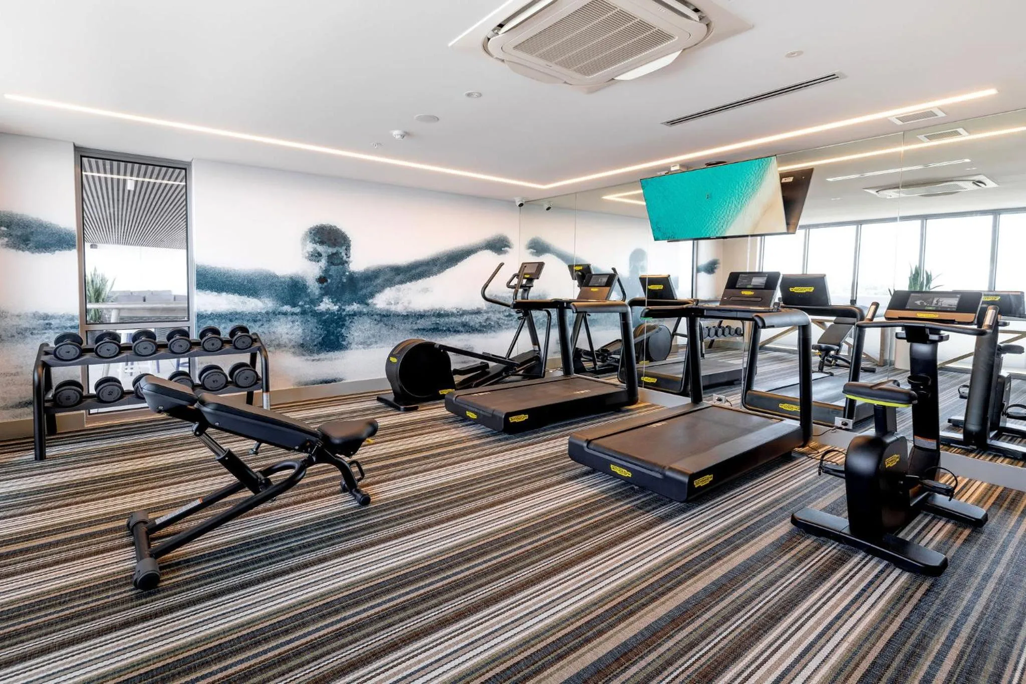 Fitness centre/facilities in Holiday Inn Express & Suites Sunshine Coast by IHG