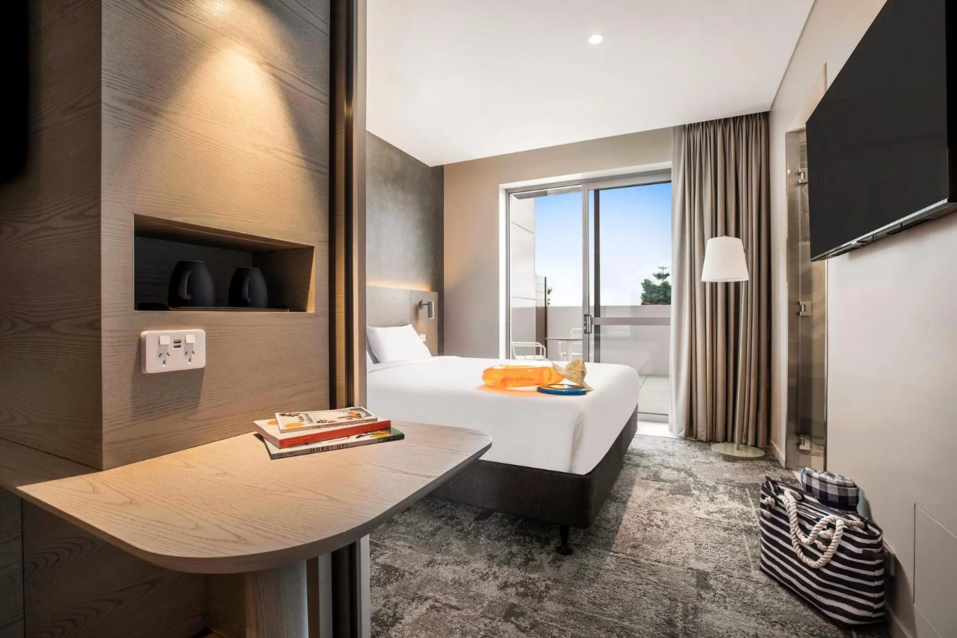 Bedroom, Bed in Holiday Inn Express & Suites Sunshine Coast by IHG