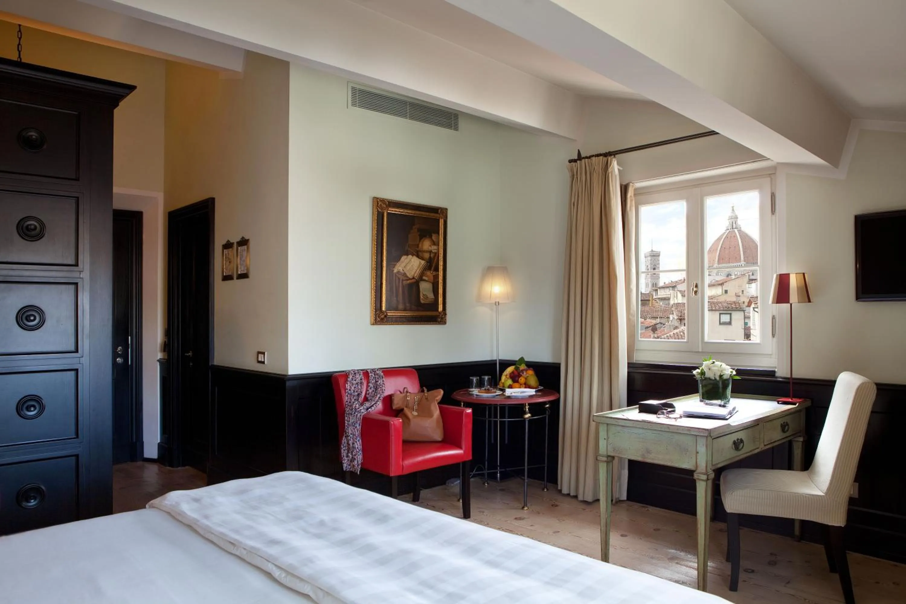 Seating area, Bed in Palazzo Firenze by Baglioni Hotels & Resorts