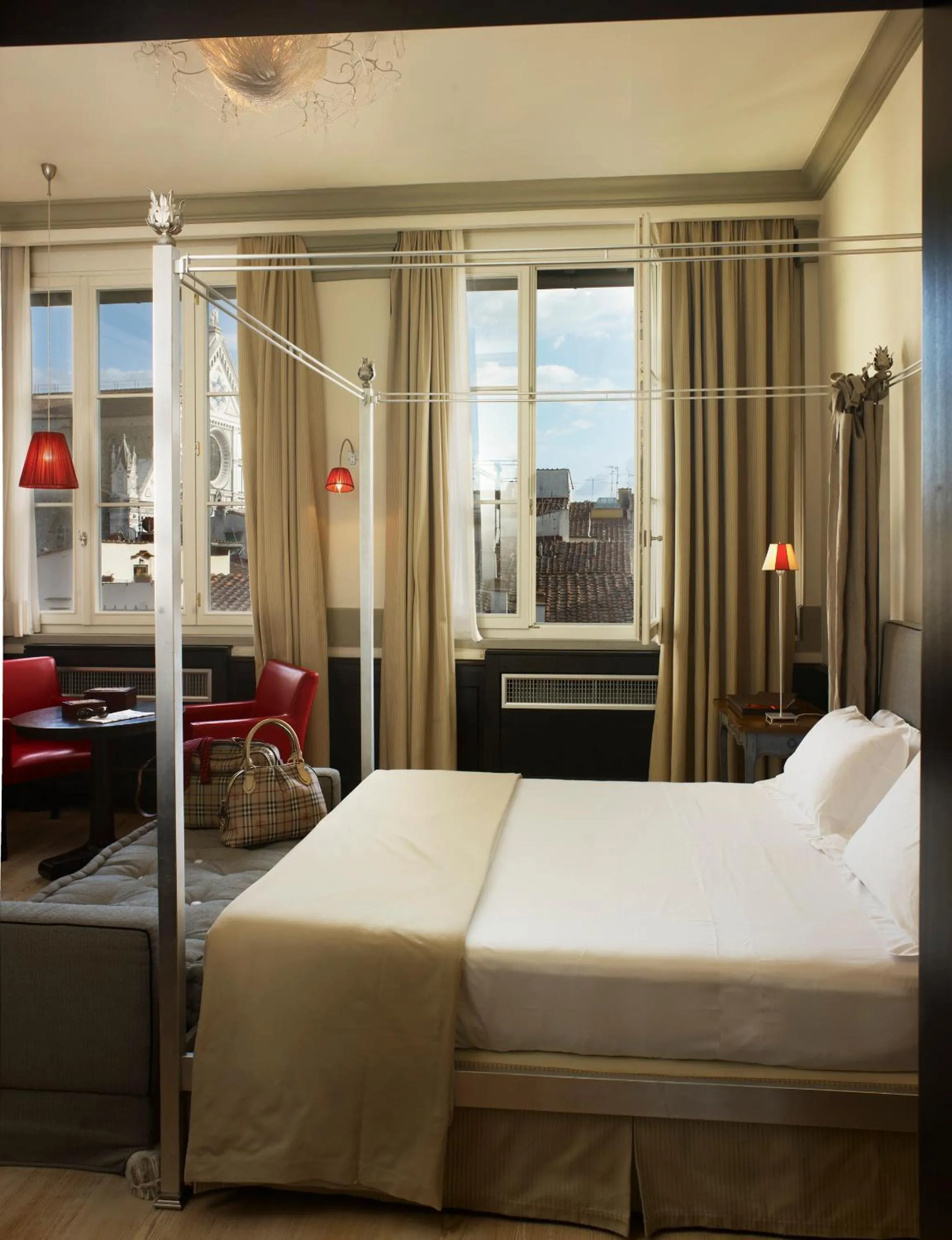 Photo of the whole room, Bed in Palazzo Firenze by Baglioni Hotels & Resorts