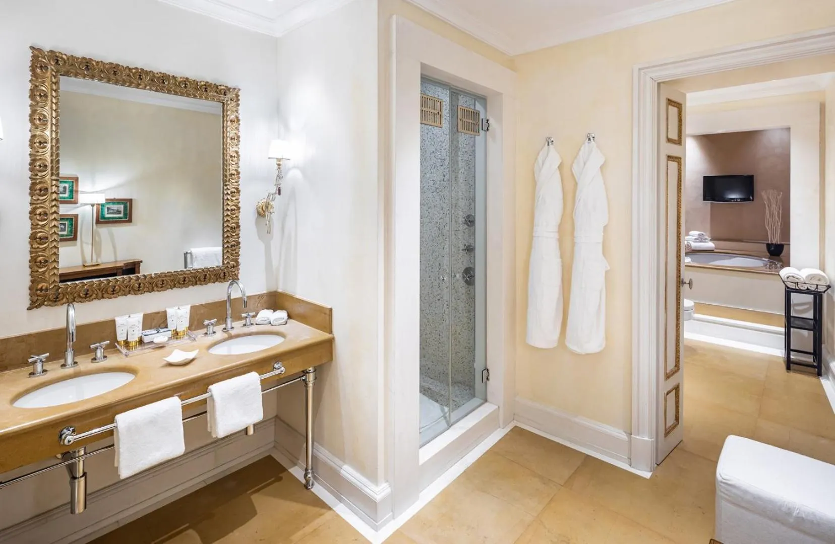 Shower in Palazzo Firenze by Baglioni Hotels & Resorts