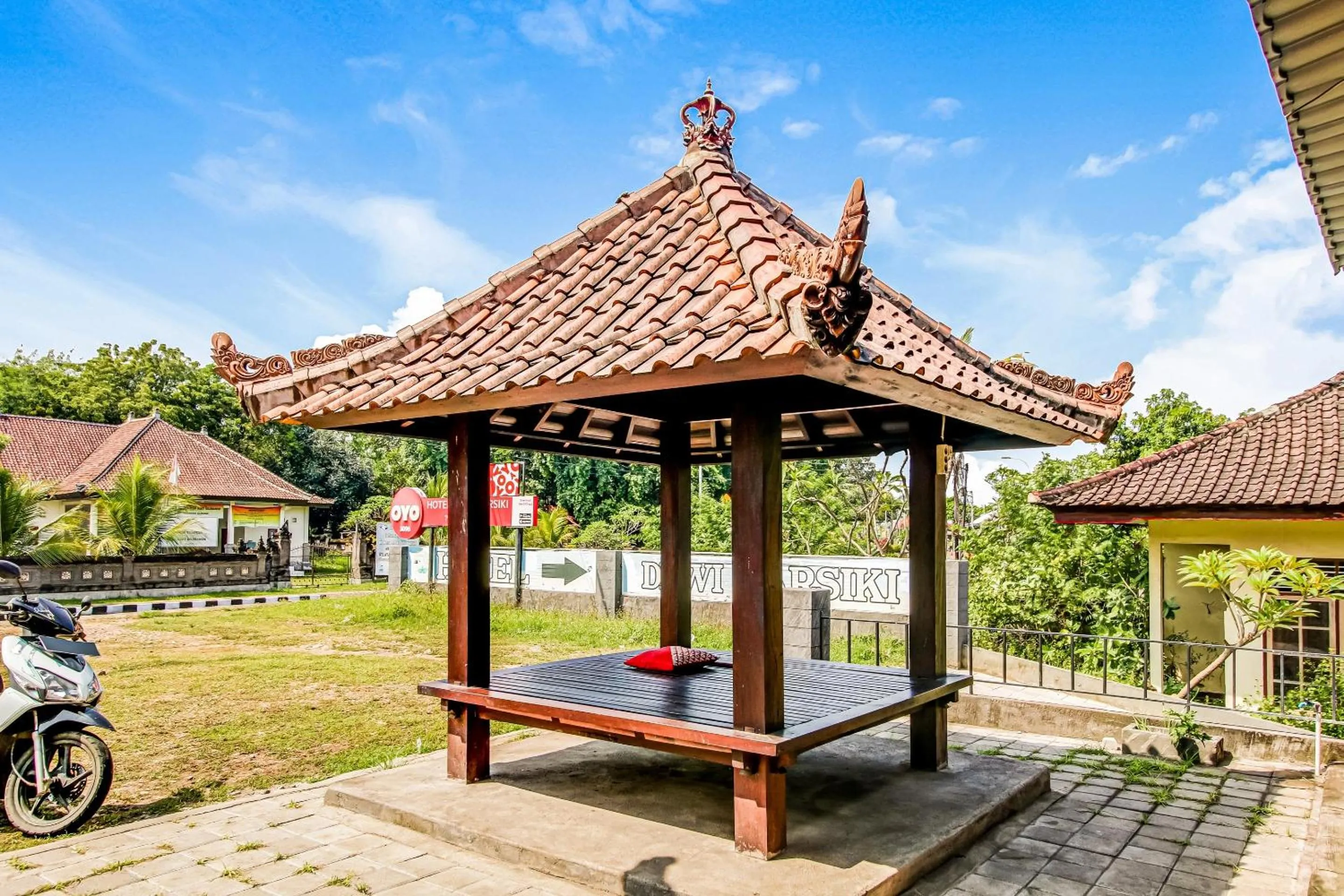 Facade/entrance in OYO 91053 Desa Wisata Gilimanuk