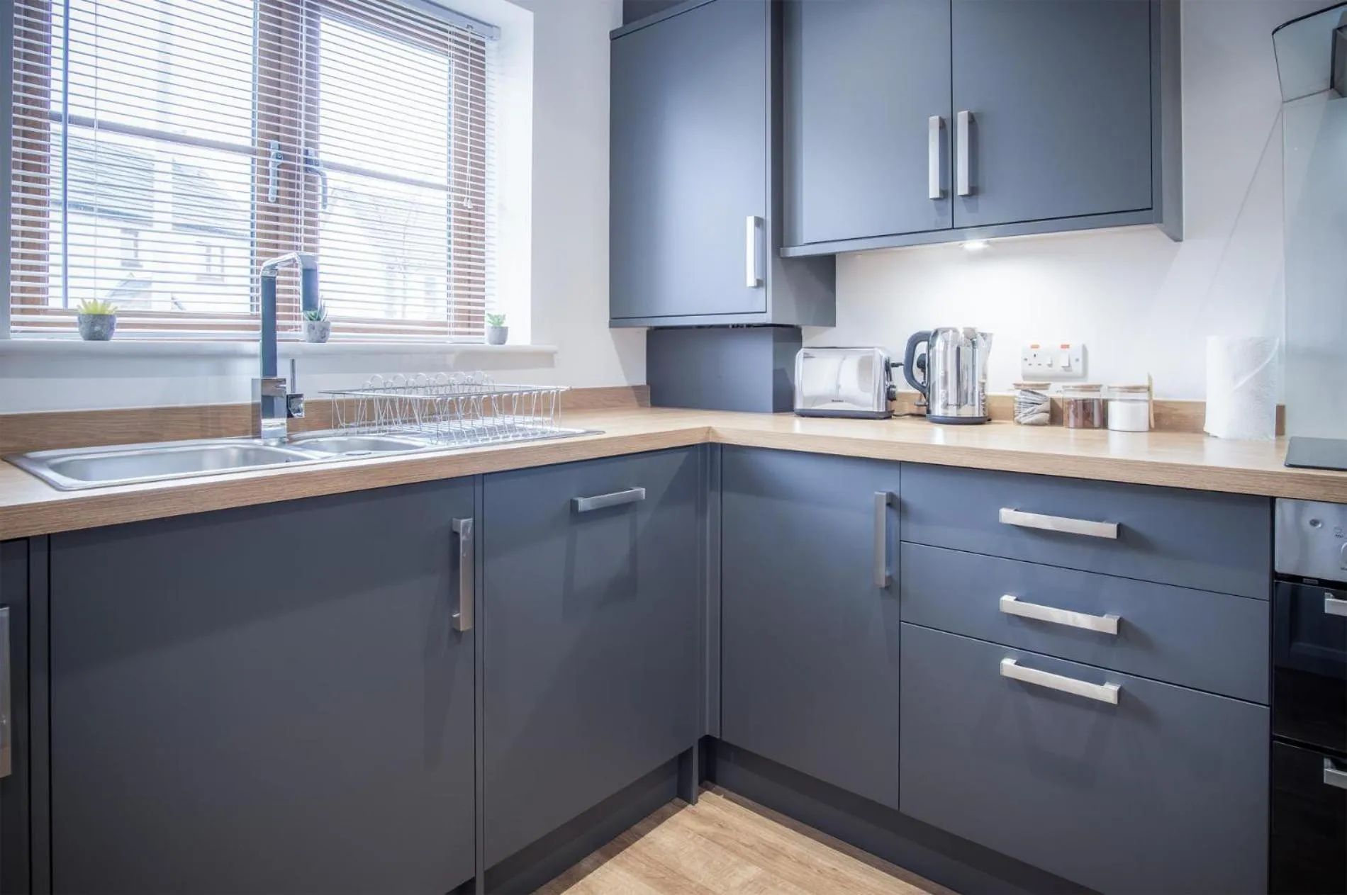 Floor plan in Johnnys Cove - 2 Bedroom Holiday Home - New Hedges