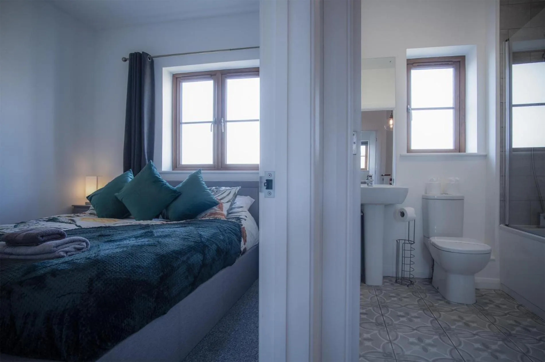 Floor plan in Johnnys Cove - 2 Bedroom Holiday Home - New Hedges