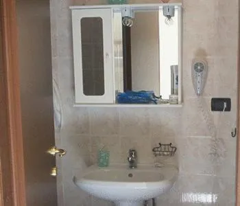 Bathroom in Serafino Liguria Hotel