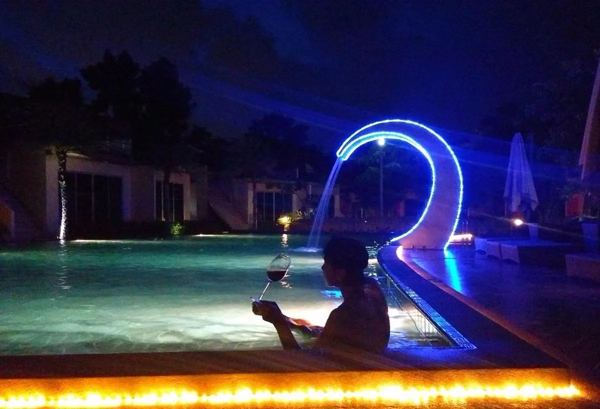 Swimming pool in BANGKOK.GRAND.RESORT