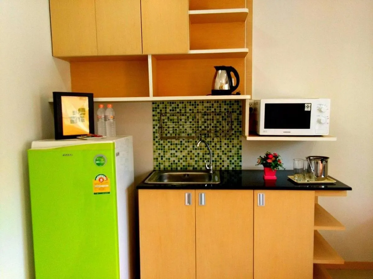 Kitchen or kitchenette in BANGKOK.GRAND.RESORT