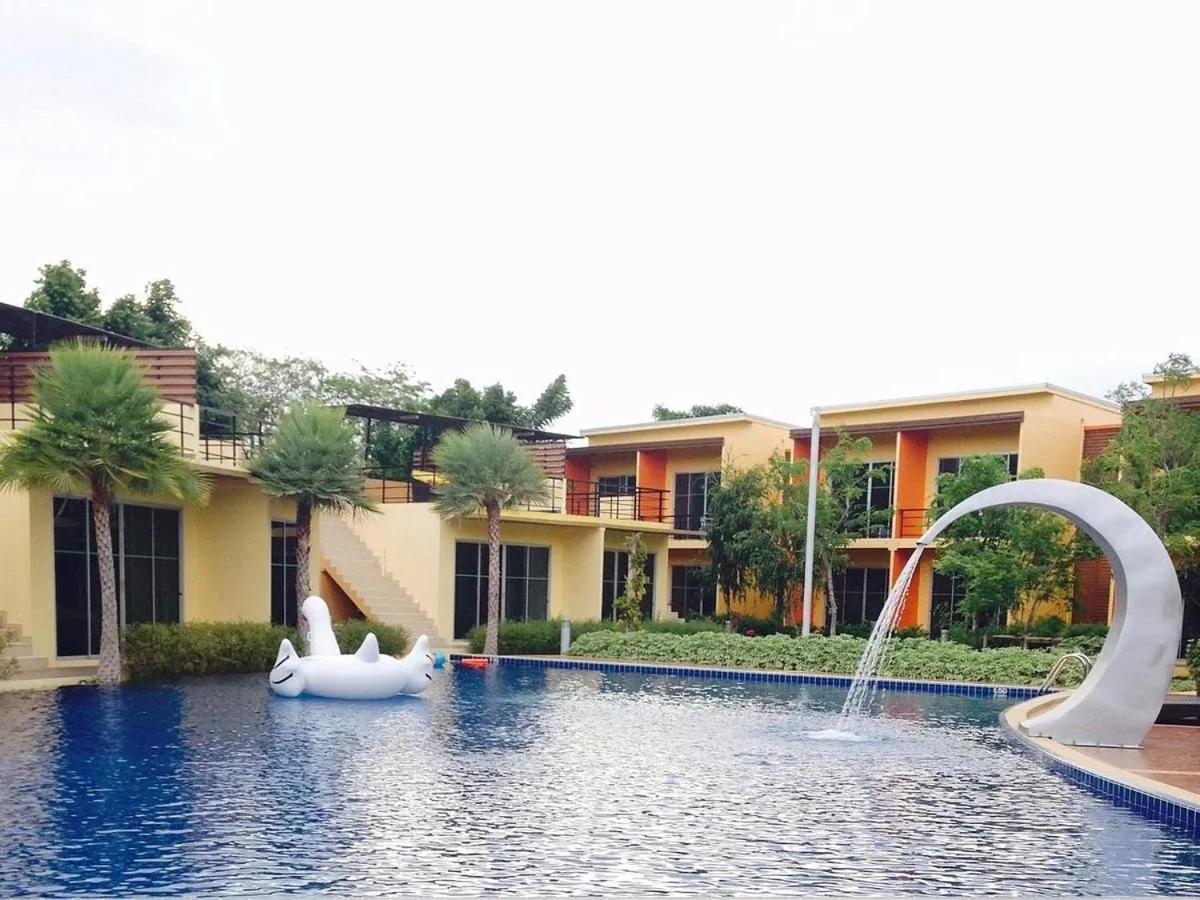 BANGKOK.GRAND.RESORT