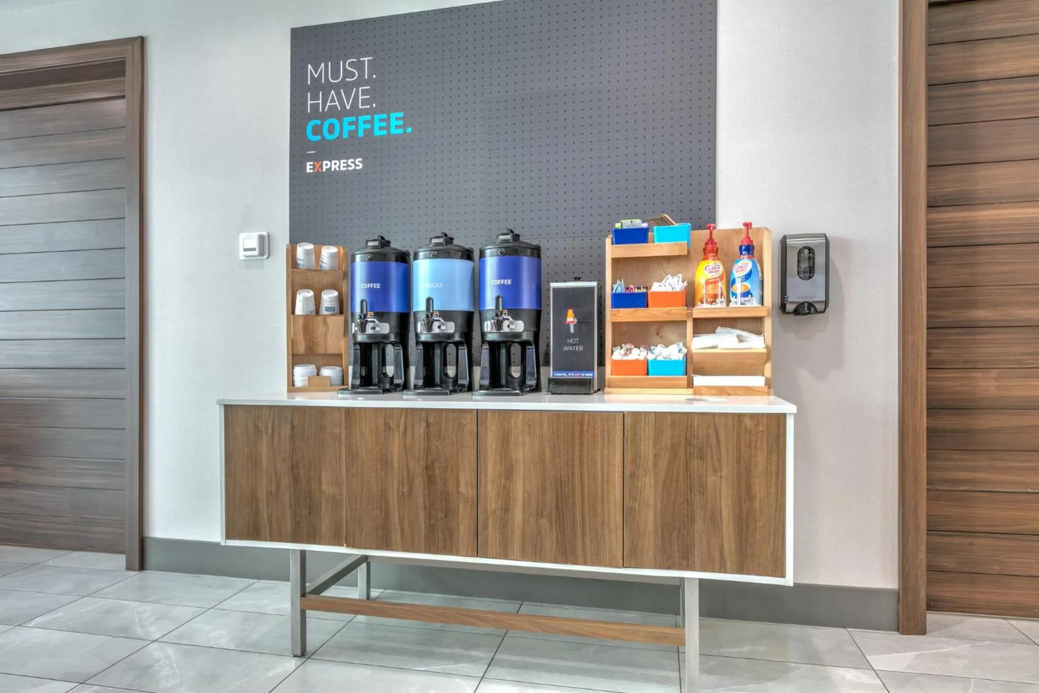 Photo of the whole room in HOLIDAY INN EXPRESS & SUITES DALLAS PLANO NORTH by IHG