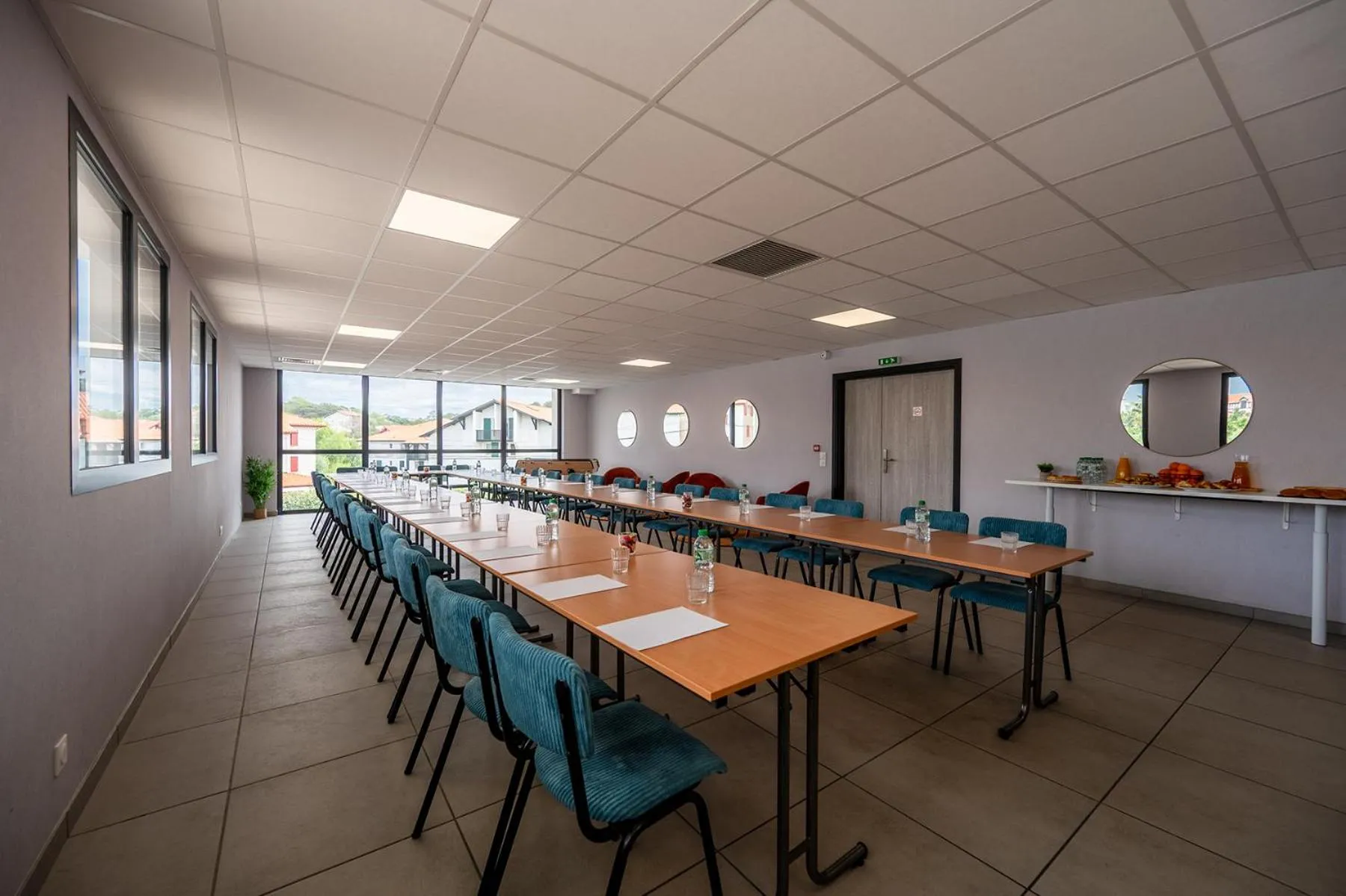 Meeting/conference room in Nemea Appart Hotel Les Hauts de Milady Biarritz