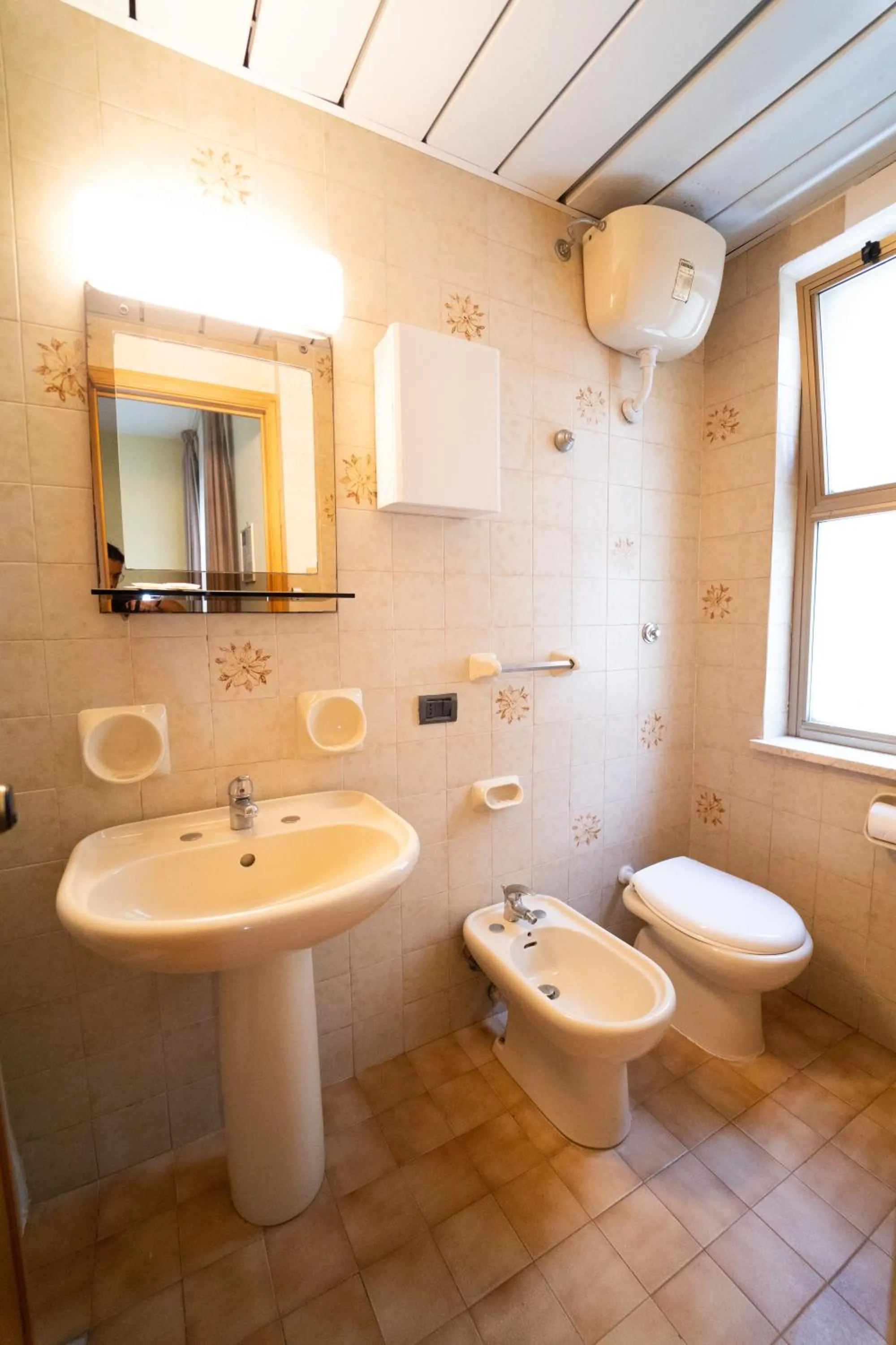 Bathroom in Hotel San Pietro