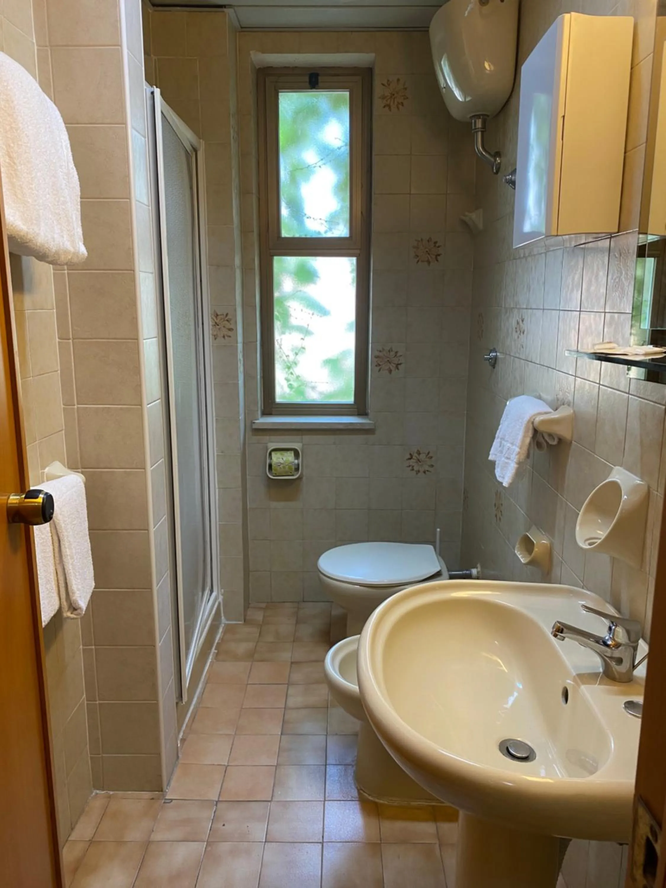 Bathroom in Hotel San Pietro