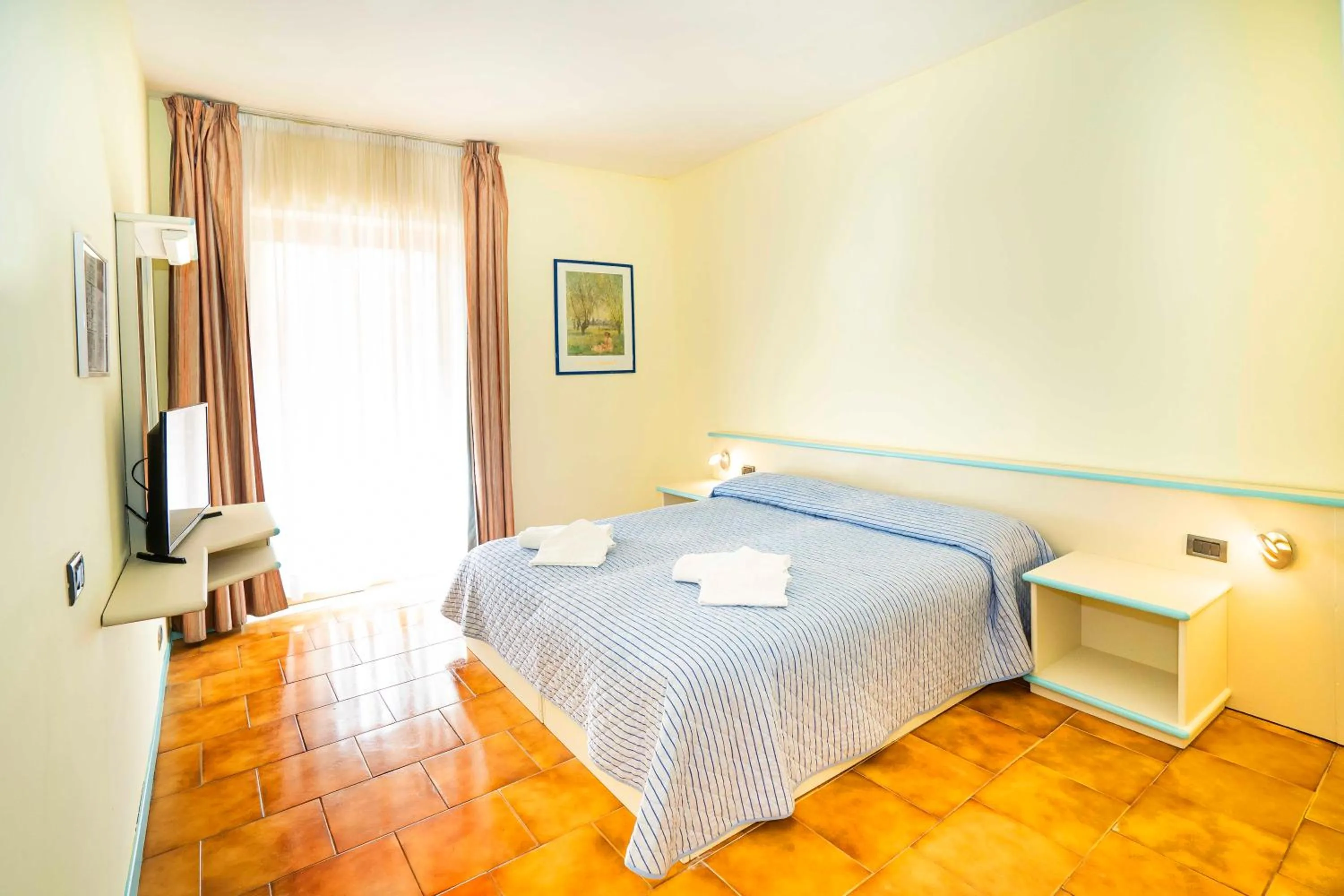 Bedroom in Hotel San Pietro
