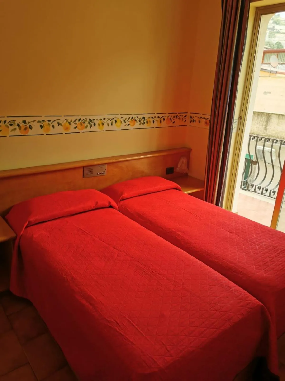 Bed in Hotel San Pietro