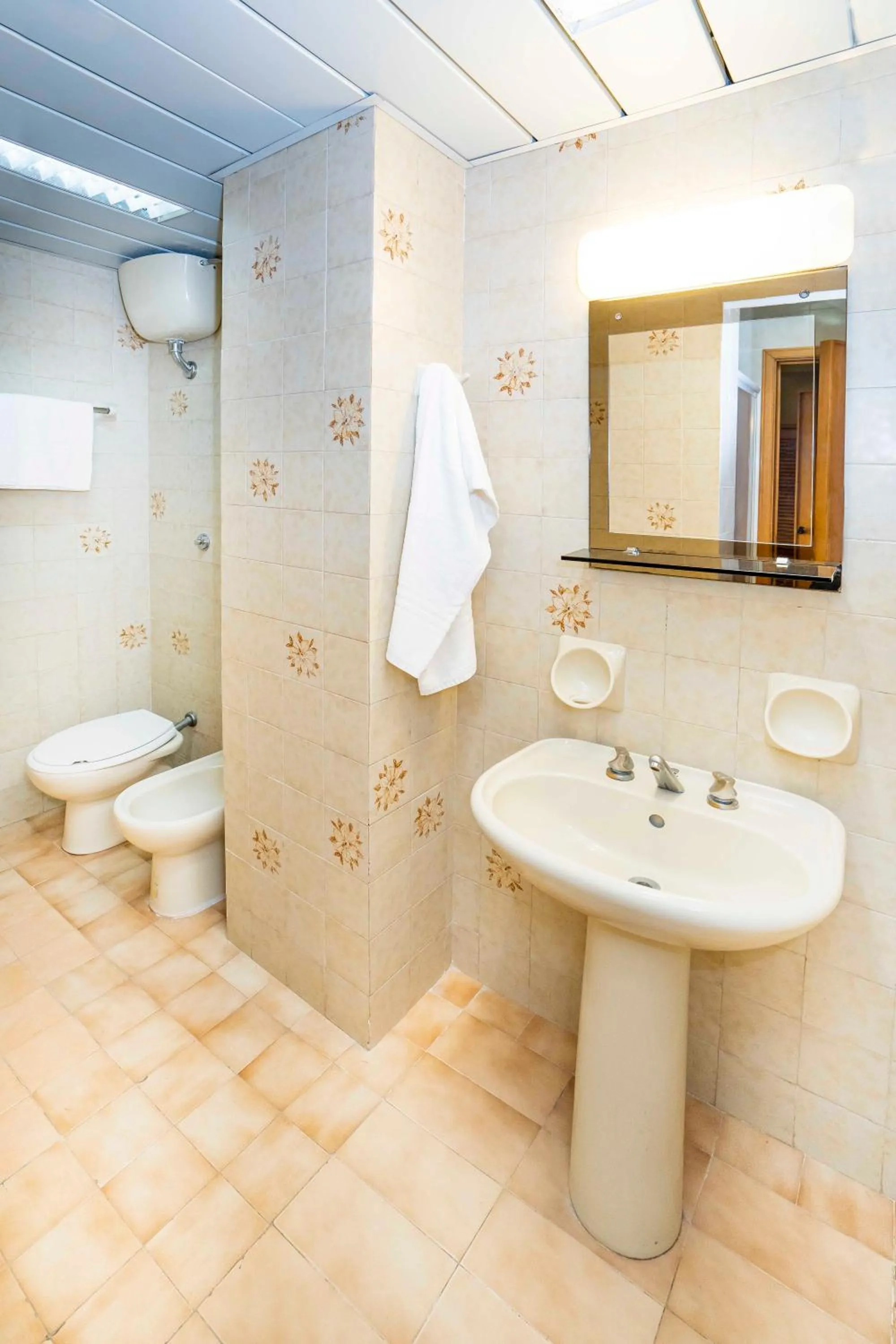 Bathroom in Hotel San Pietro