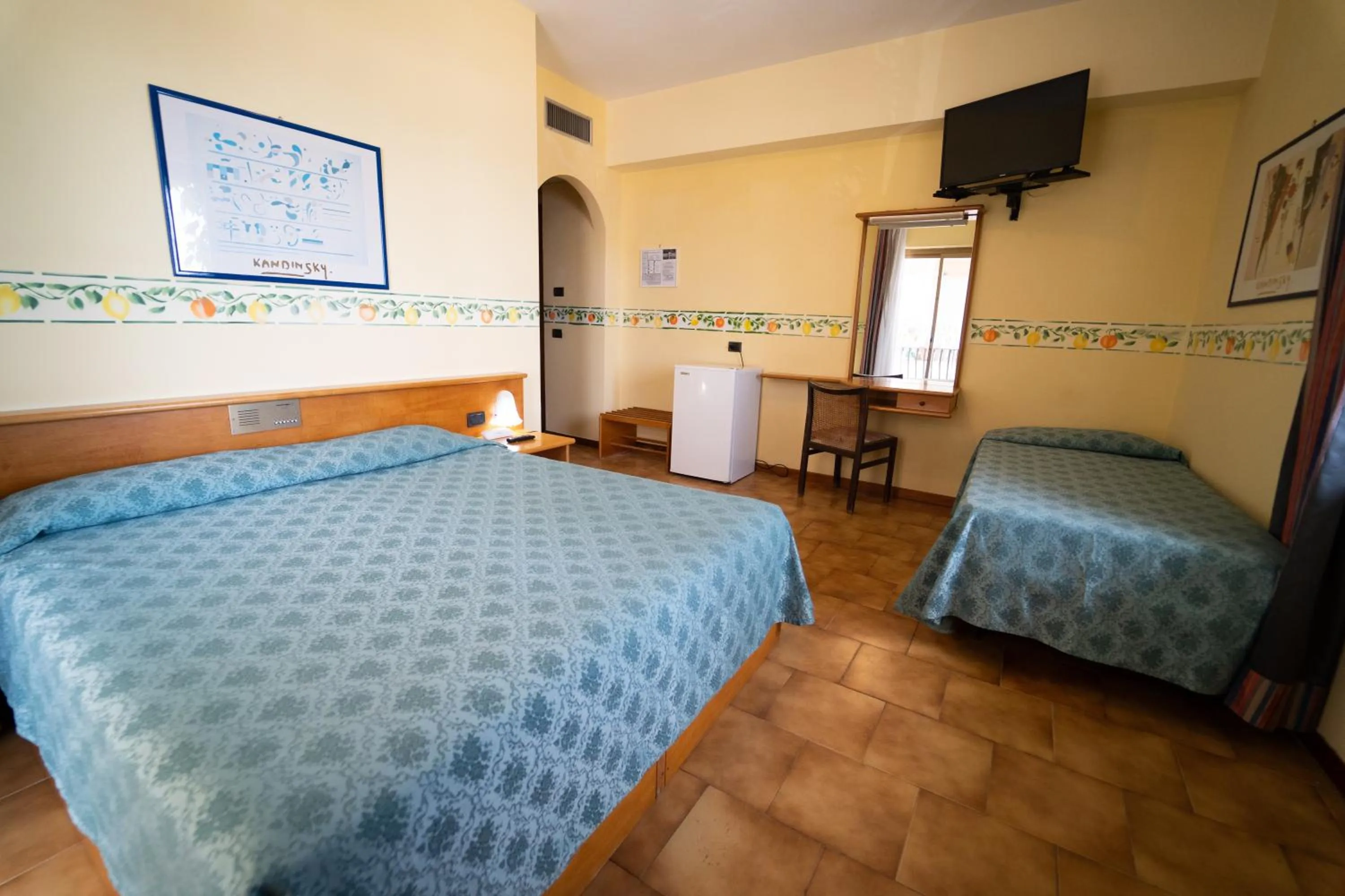 TV and multimedia in Hotel San Pietro