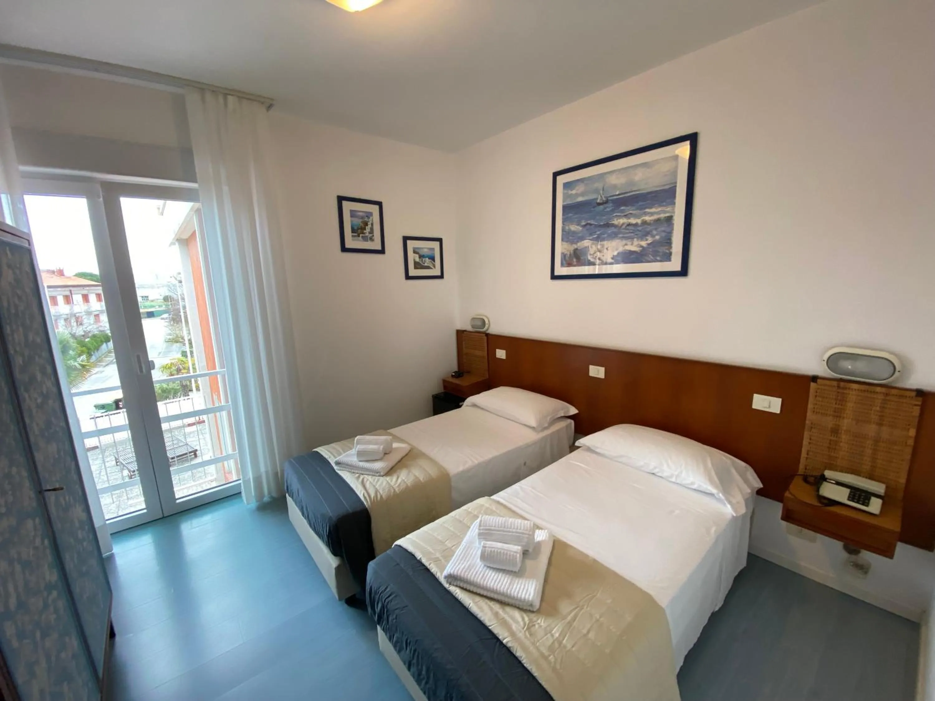 Bedroom, Bed in Hotel Helvetia