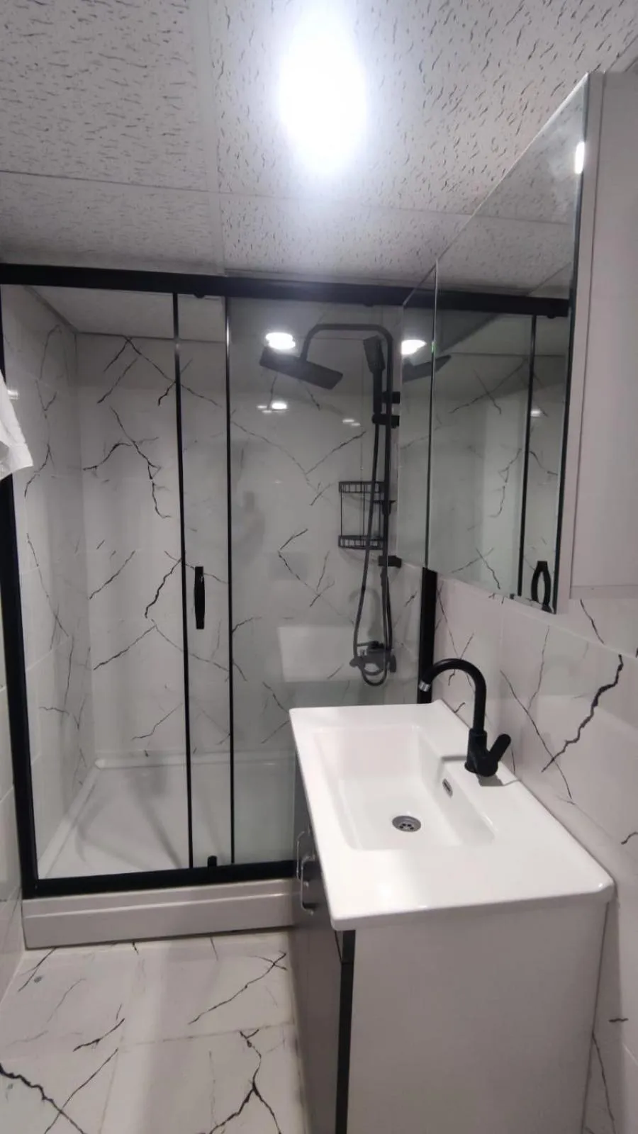 Shower in Bona Sera Hotel