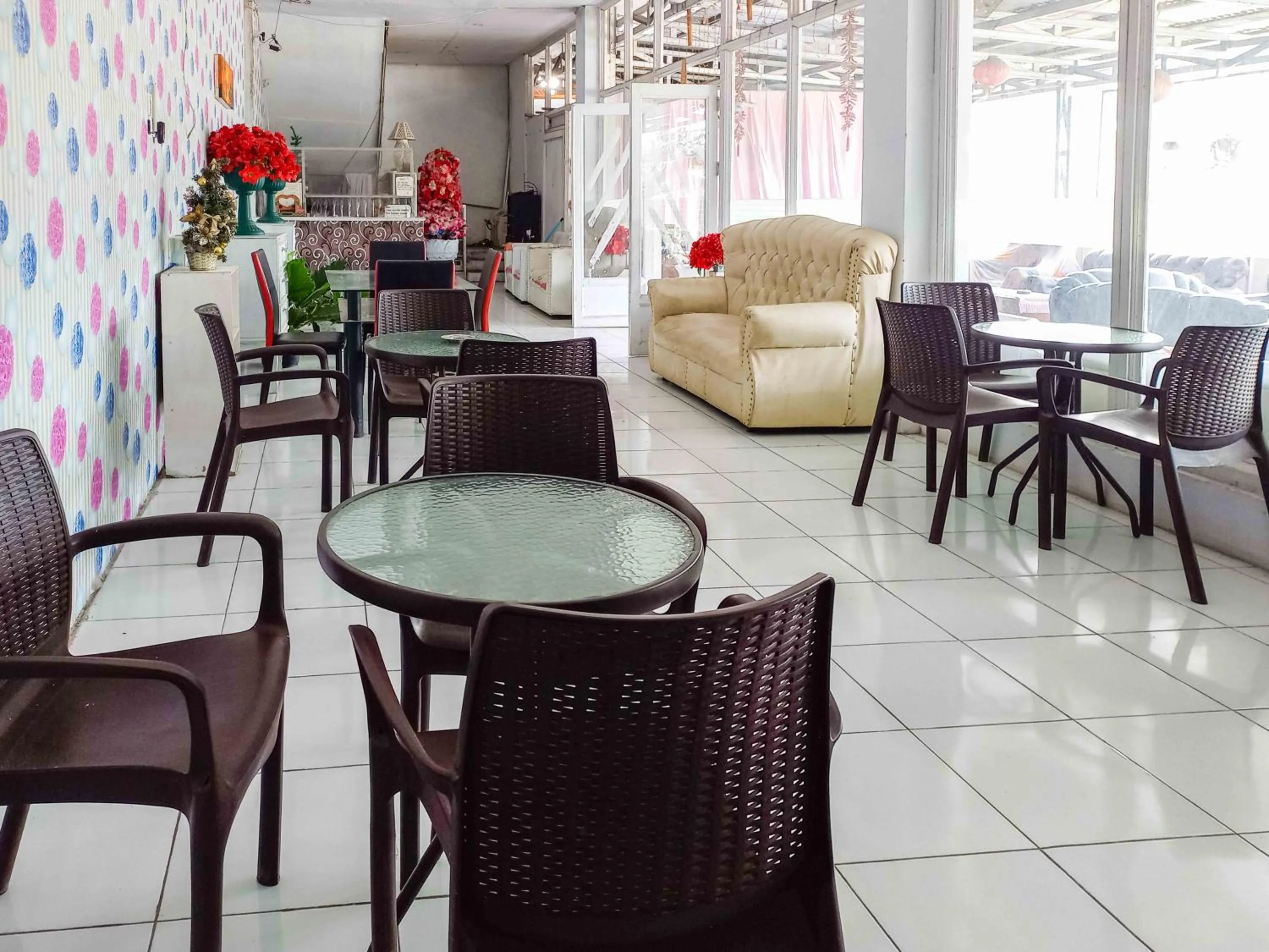 RedDoorz @ Lolak Bolaang Mongondow