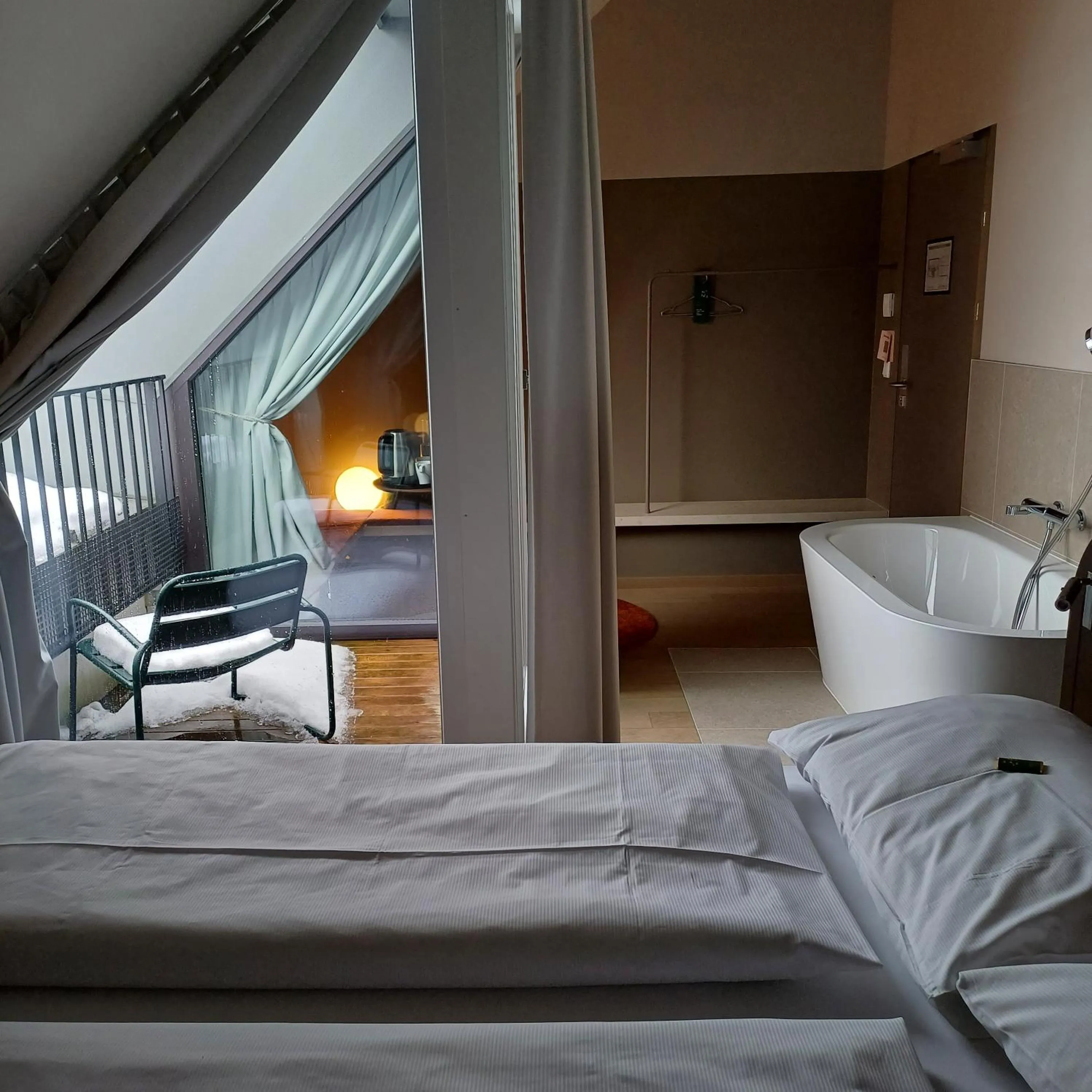 Balcony/Terrace, Bed in Boutique Hotel das Salz