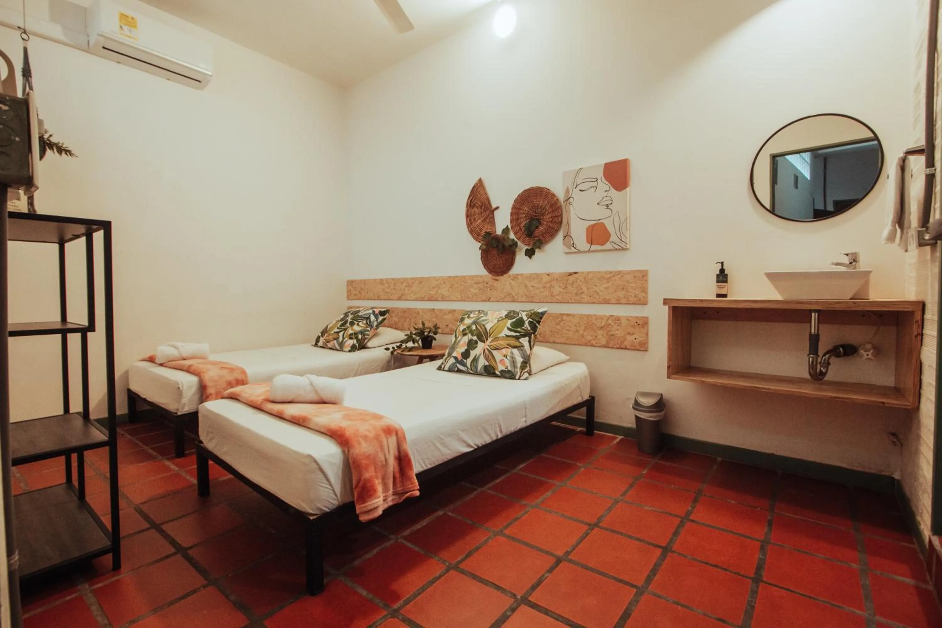 Photo of the whole room, Bed in Centro Hostel Medellin