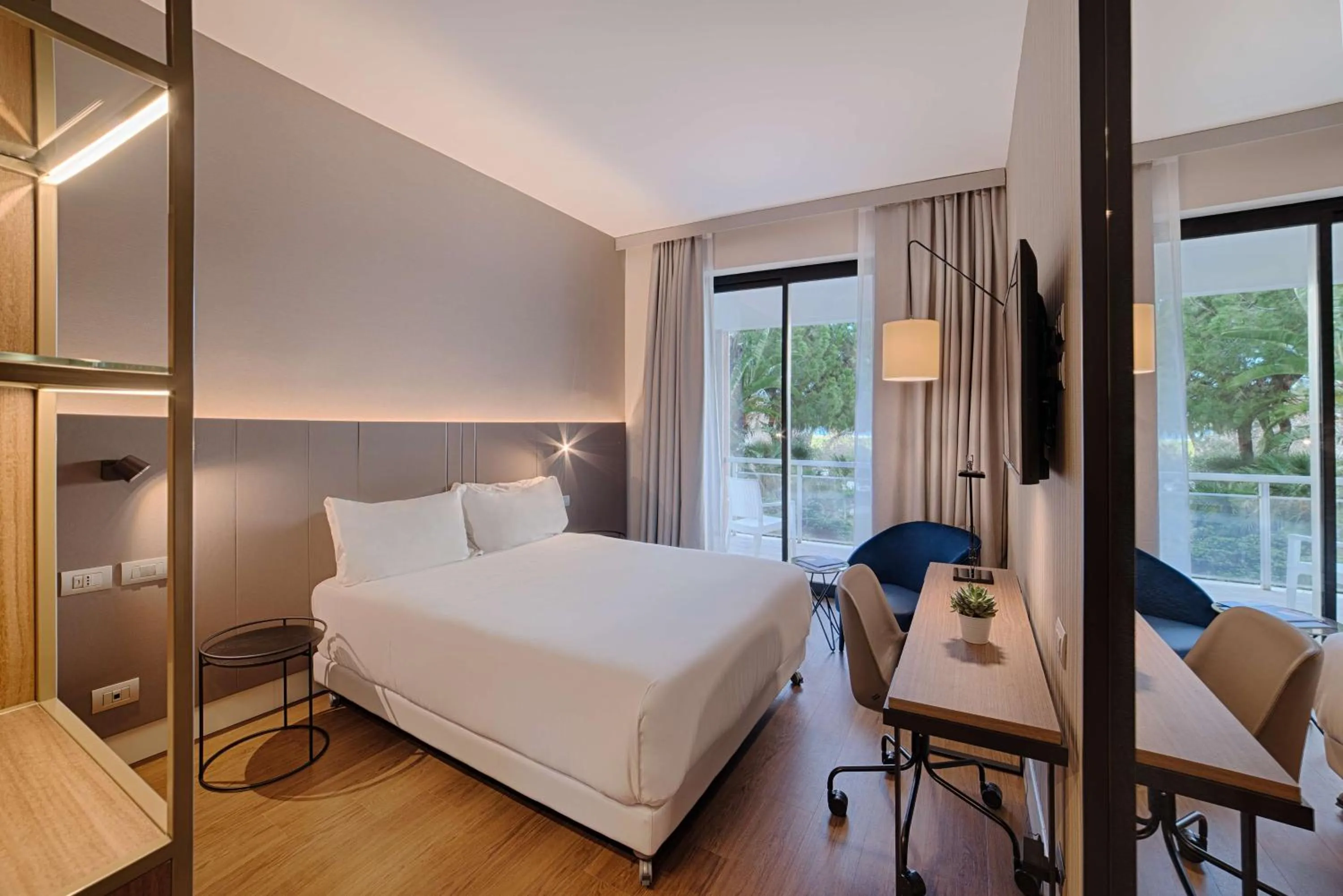 Bedroom, Bed in NH Palermo