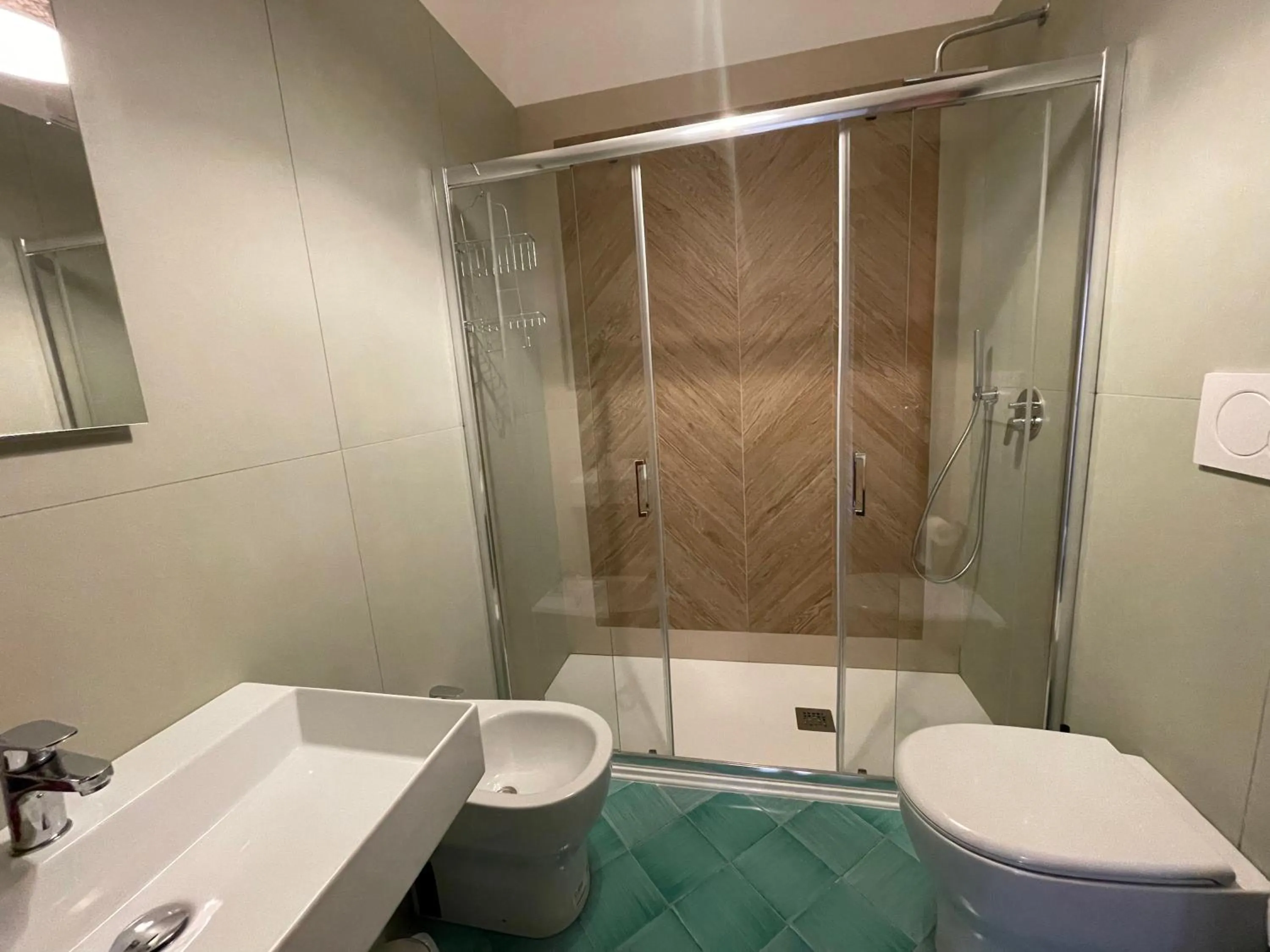 Shower in GiGa MaRe Apartments