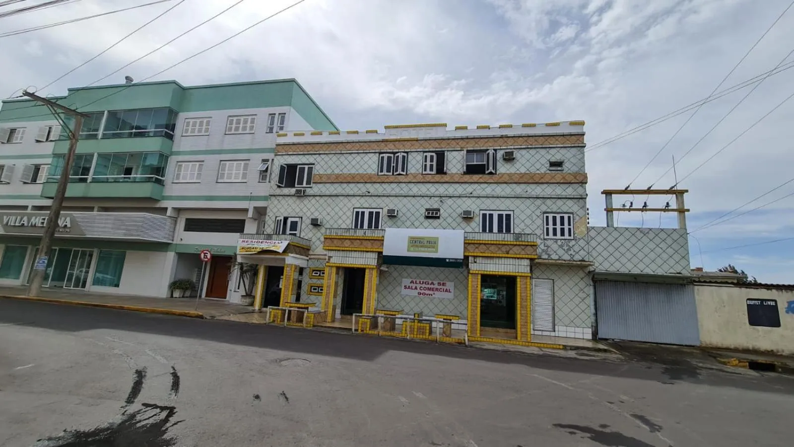 Property building in Hotel Central Praia