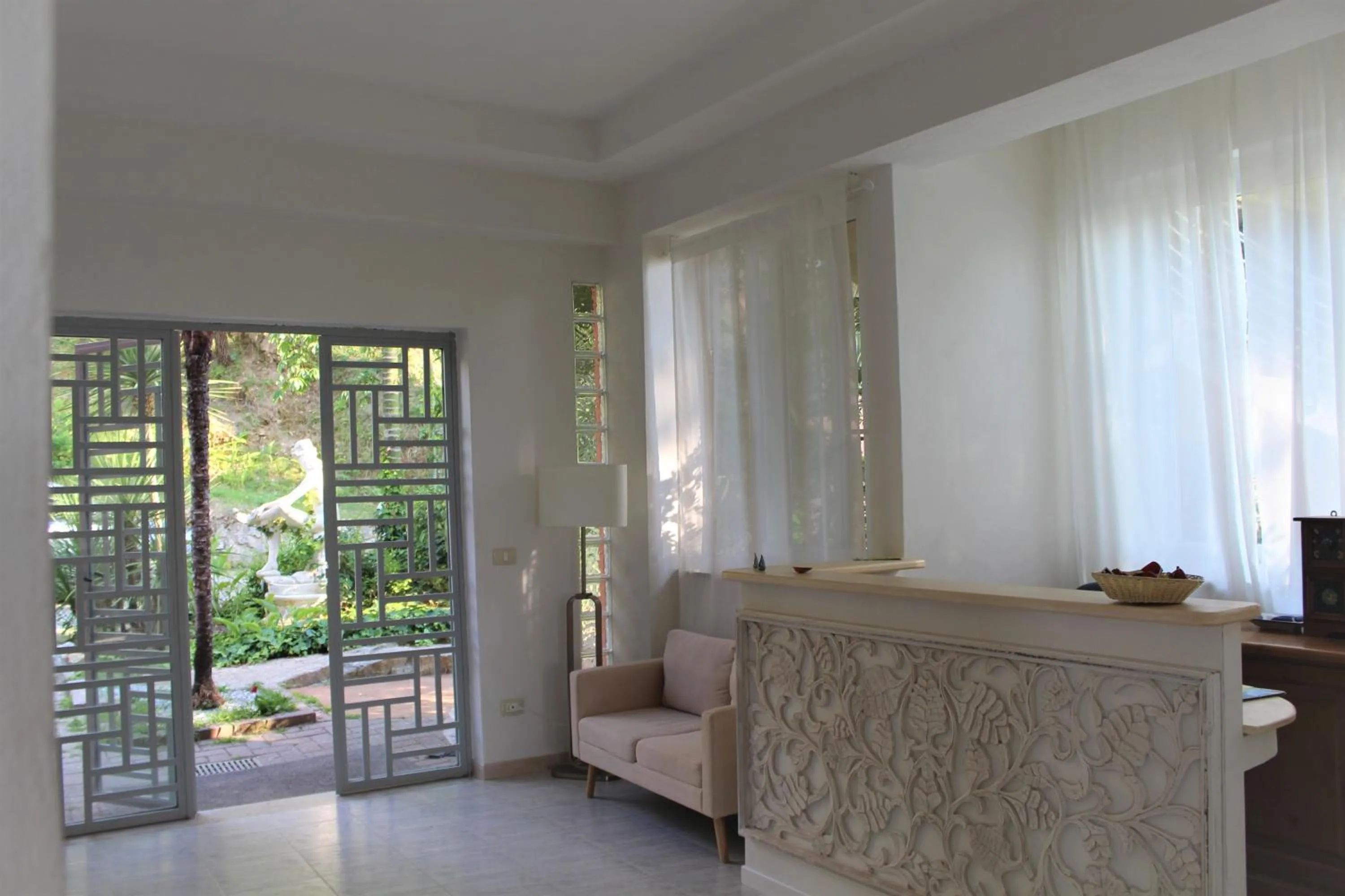 Lobby or reception in Hotel - Giardino Marchese D'Altavilla