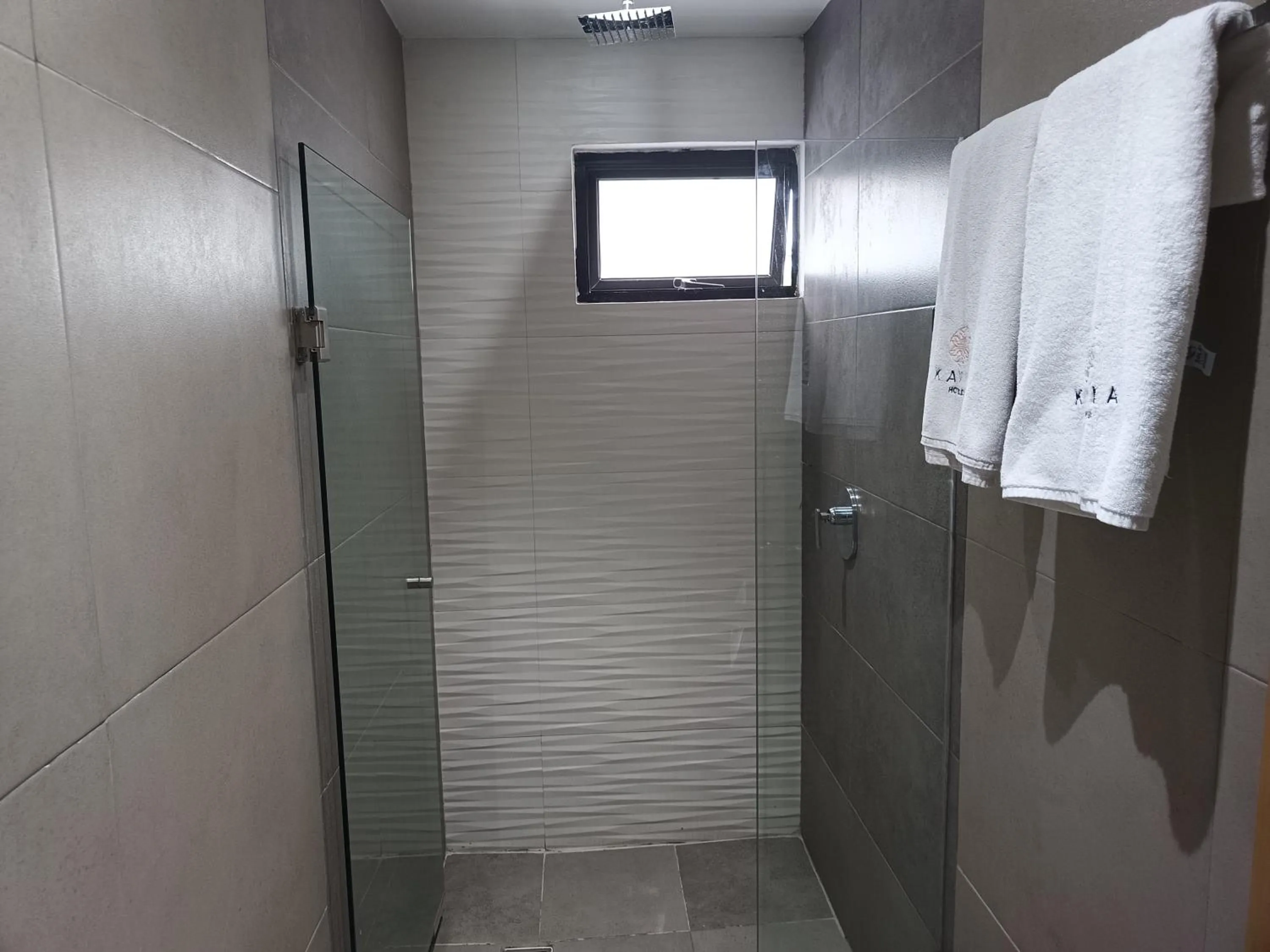Shower in Hotel Kavia Mazatlán