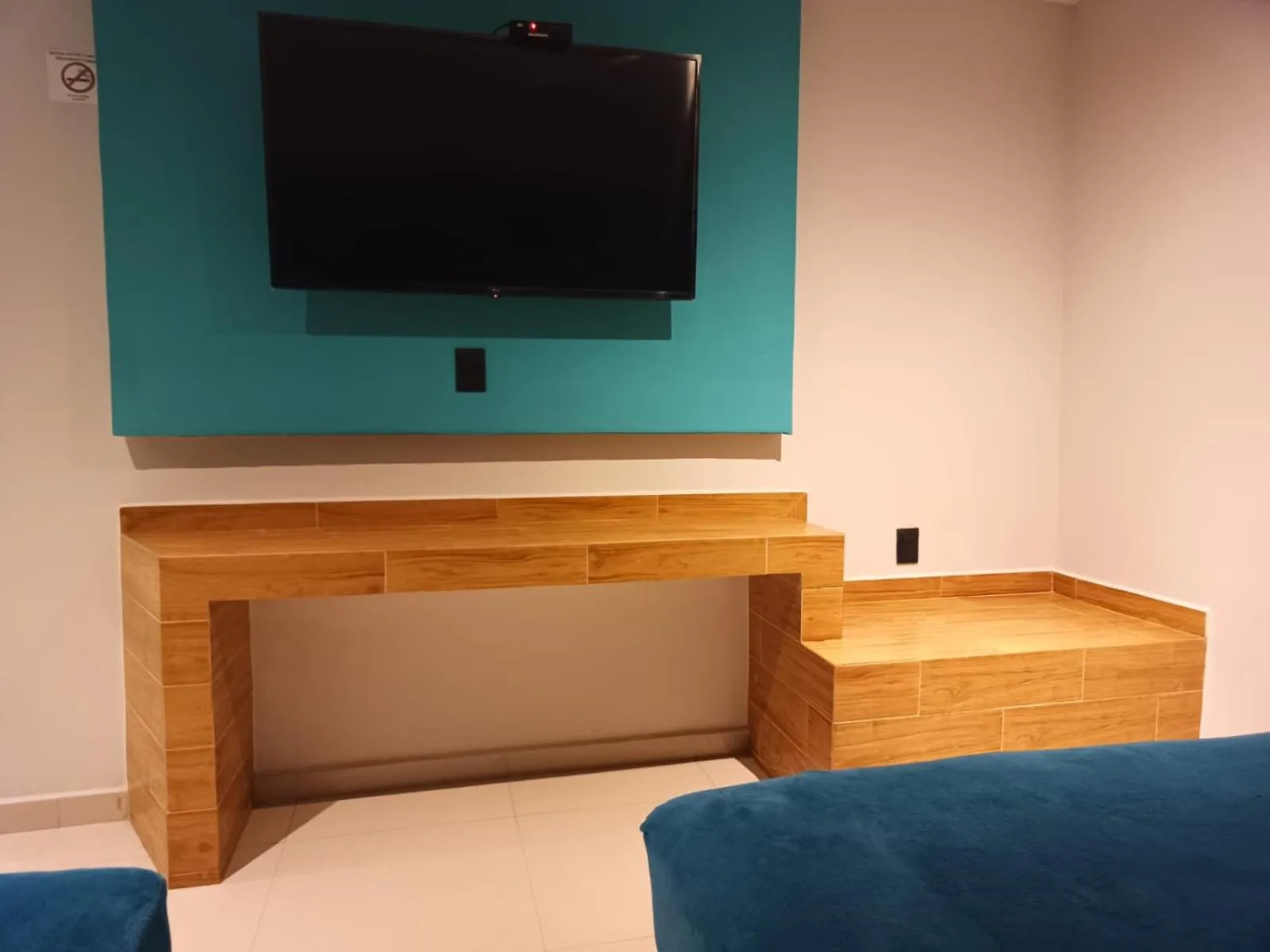 TV and multimedia in Hotel Kavia Mazatlán