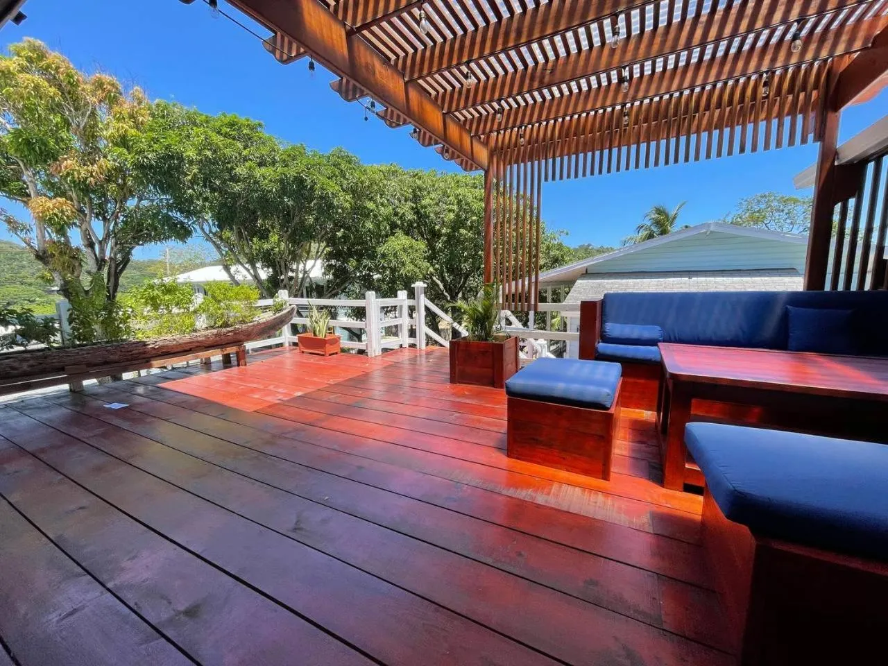 Property building in Hotel and Dive Center Roatan Yacht Club