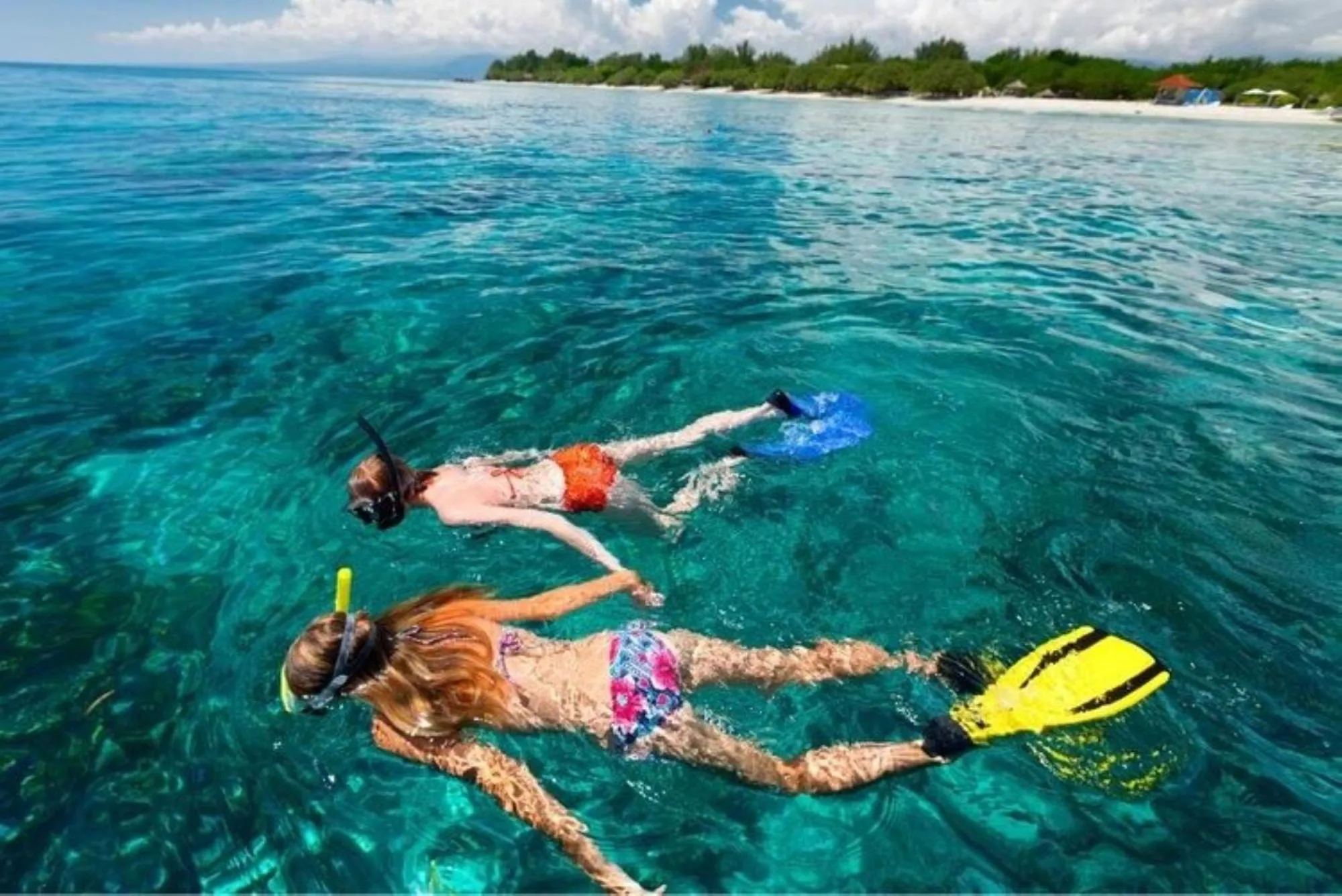 Snorkeling in Hotel and Dive Center Roatan Yacht Club