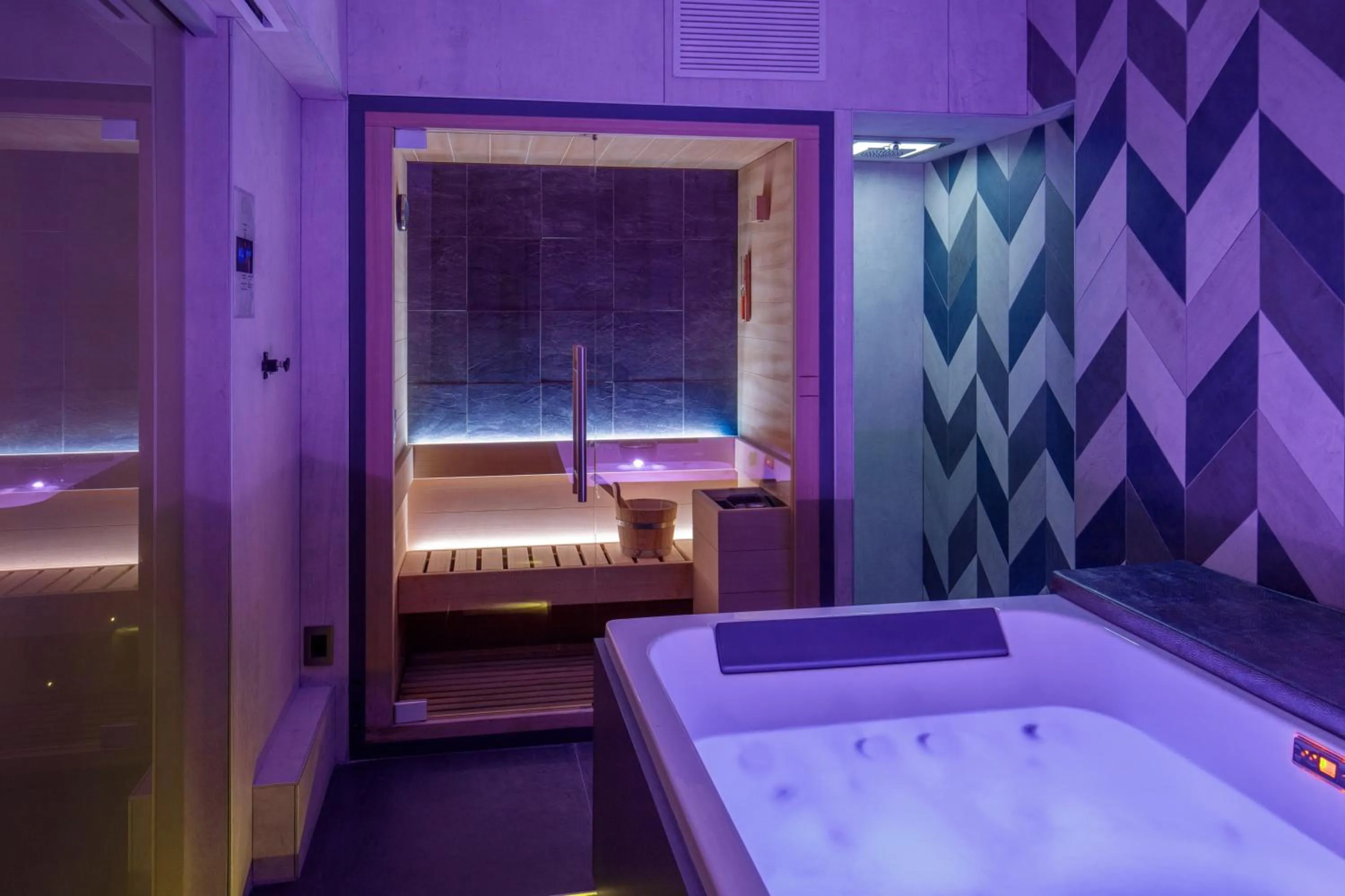 Sauna, Bed in Trilussa Palace Hotel Congress & Spa