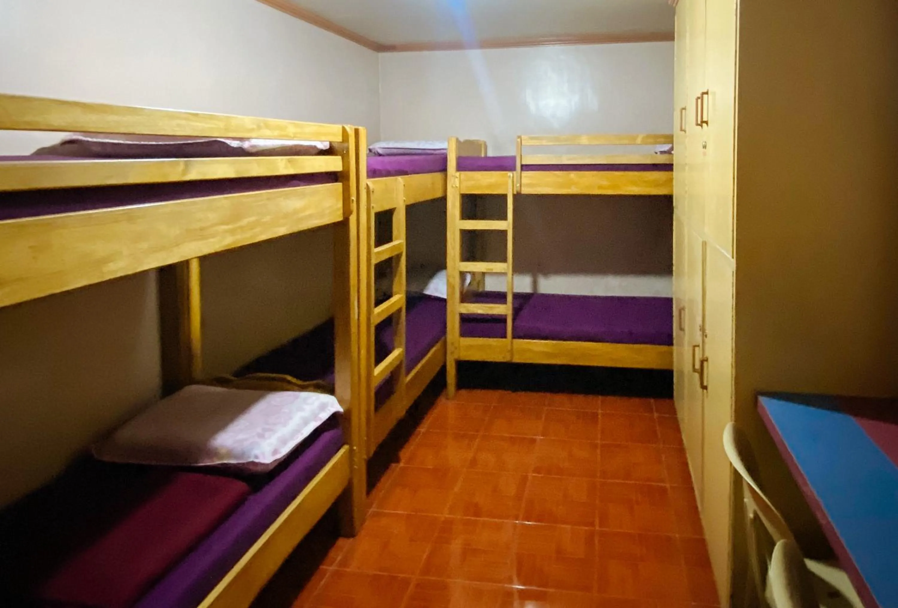 bunk bed, Bed in RedDoorz Hostel at MRC Residences Baguio