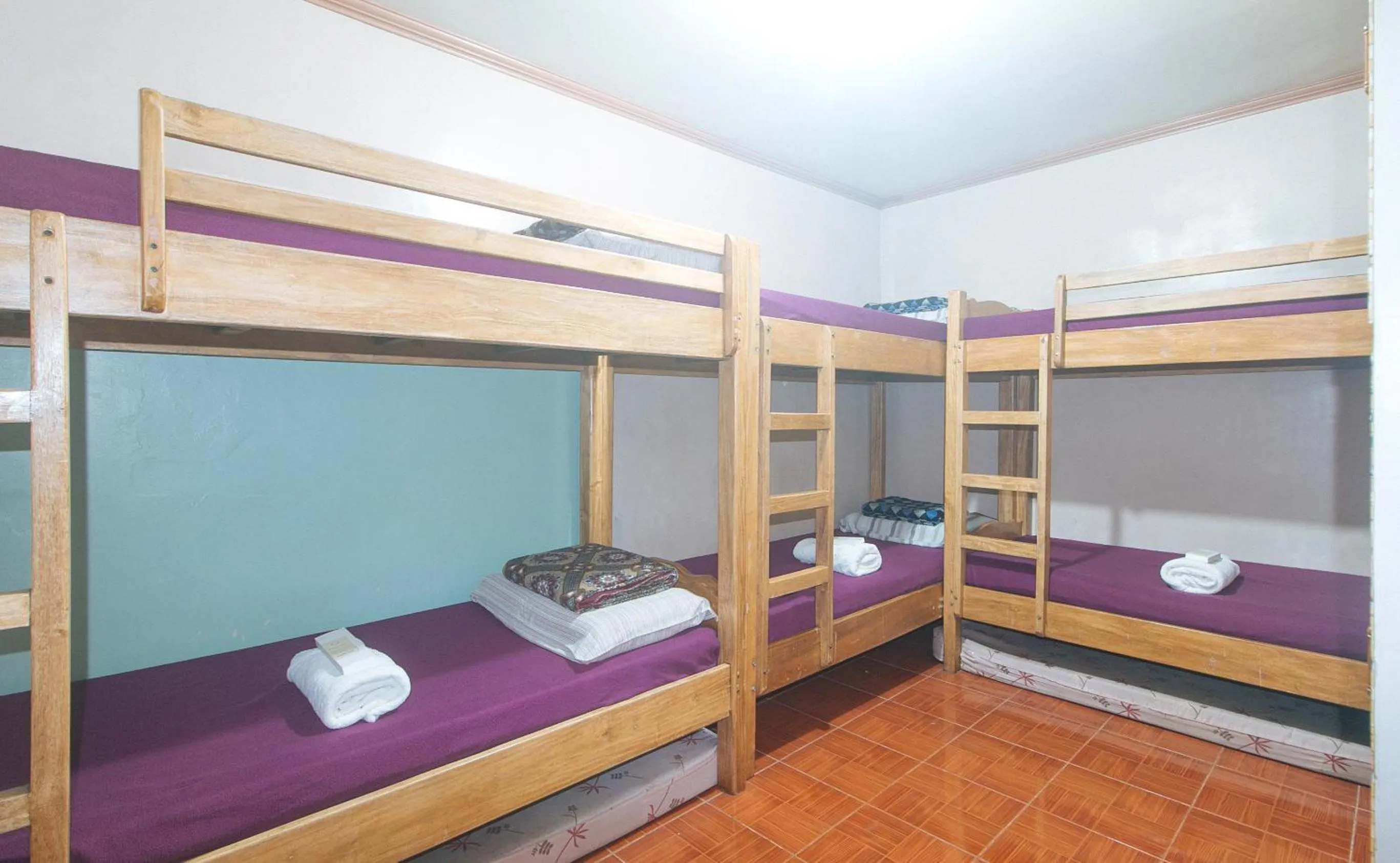bunk bed, Bed in RedDoorz Hostel at MRC Residences Baguio