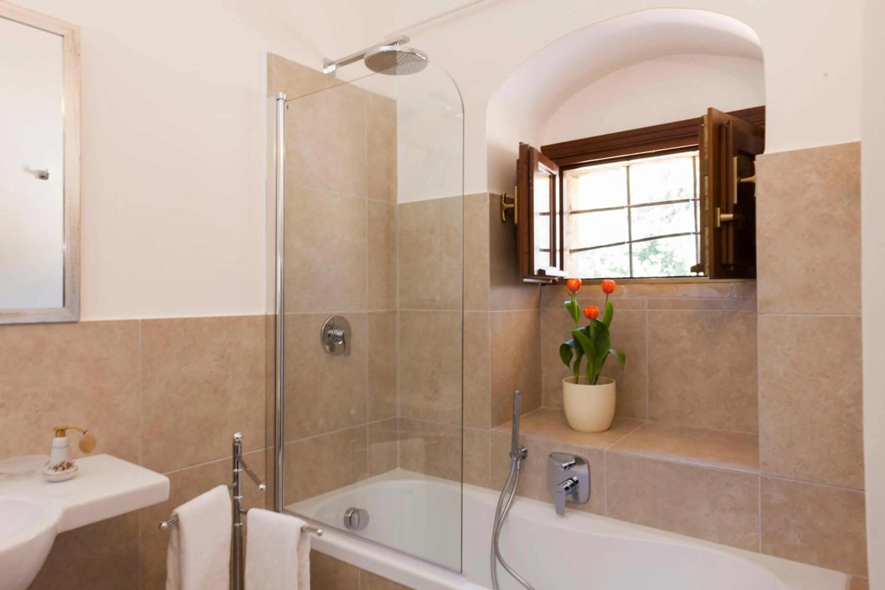 Bathroom in Hotel Villa Favorita