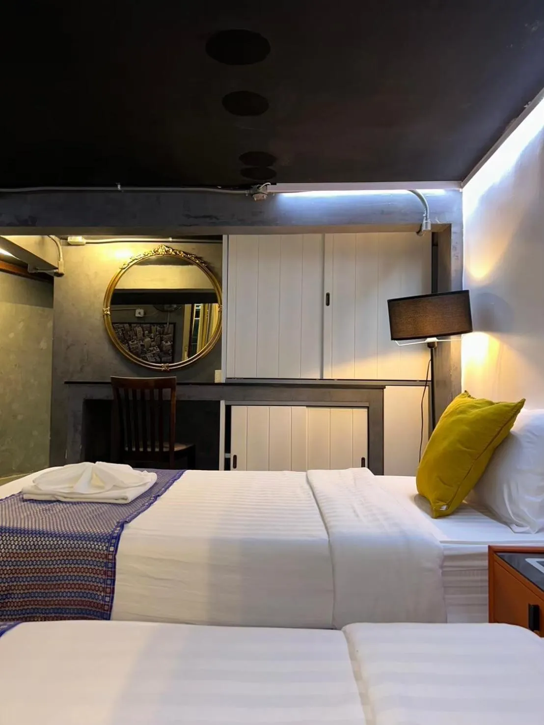 Photo of the whole room, Bed in Usman Halal Home