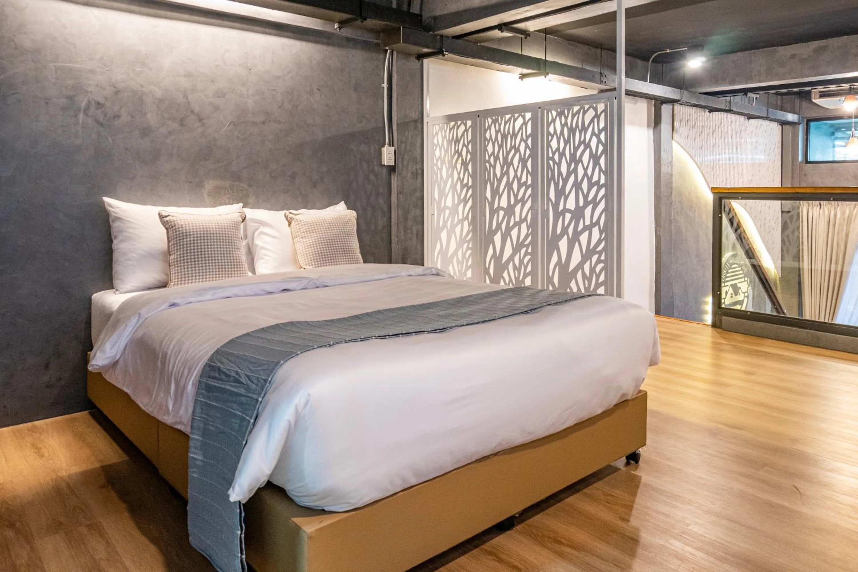 Photo of the whole room, Bed in Usman Halal Home