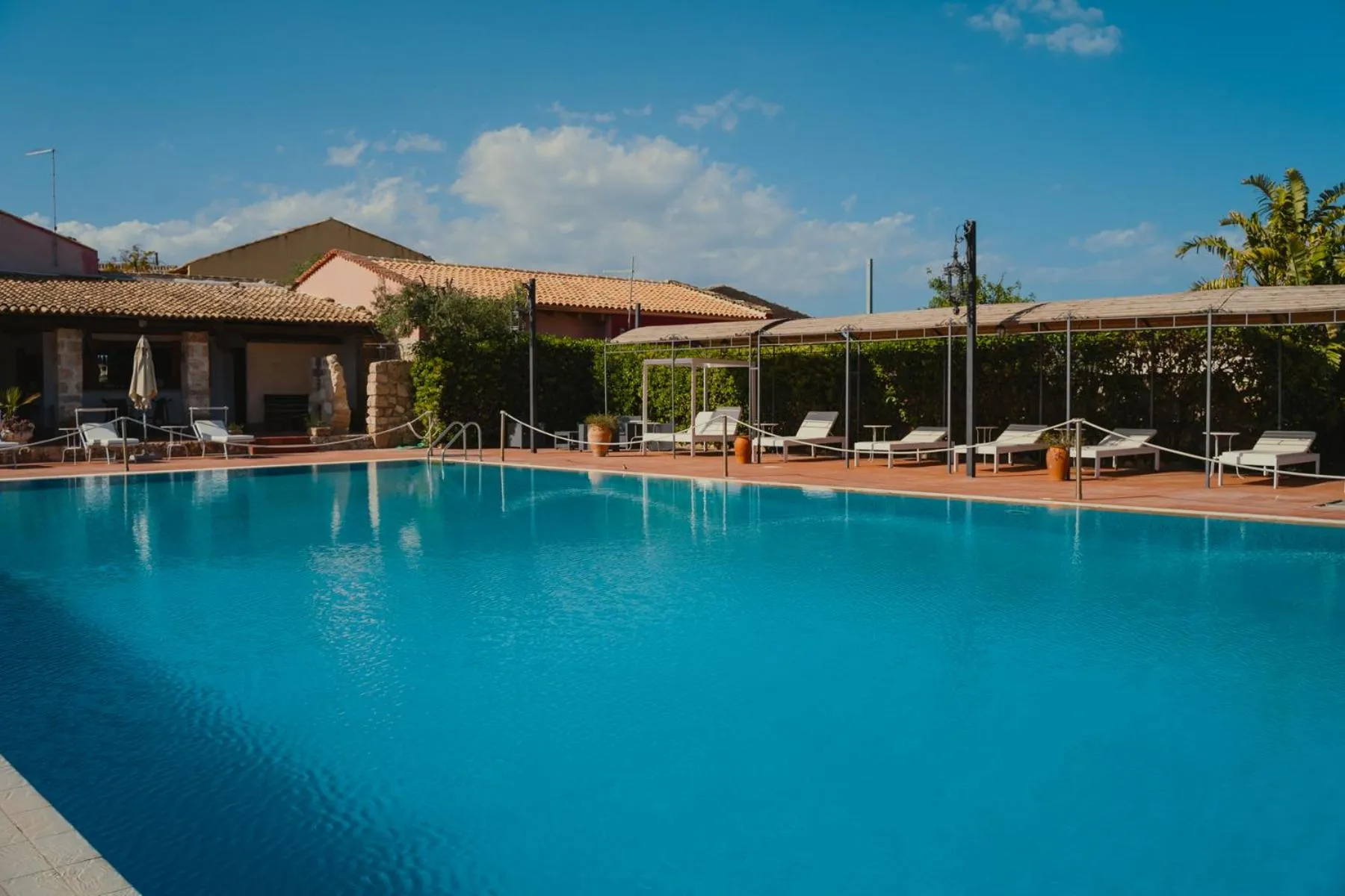 Swimming pool in Hotel Villa Giulia
