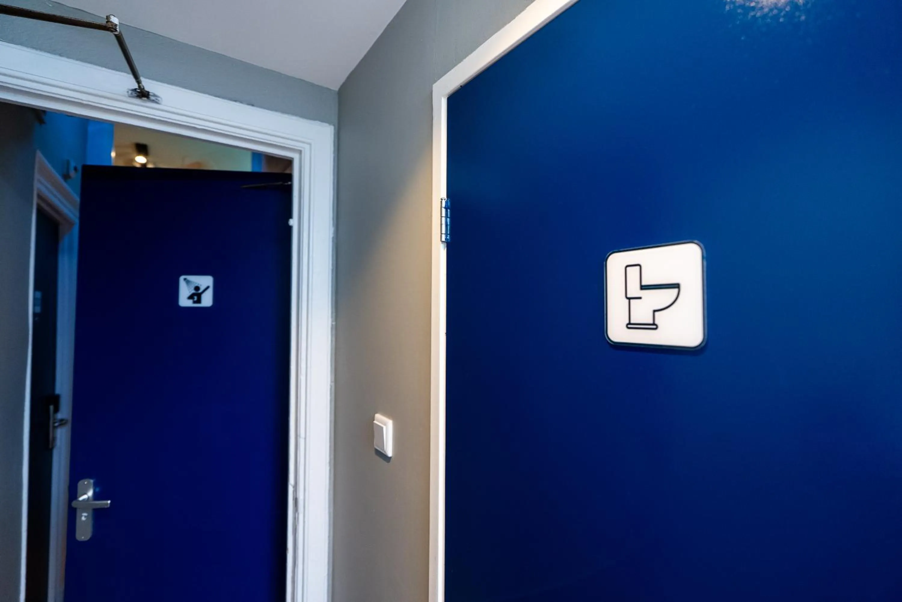 Bathroom in The Crown Hotel