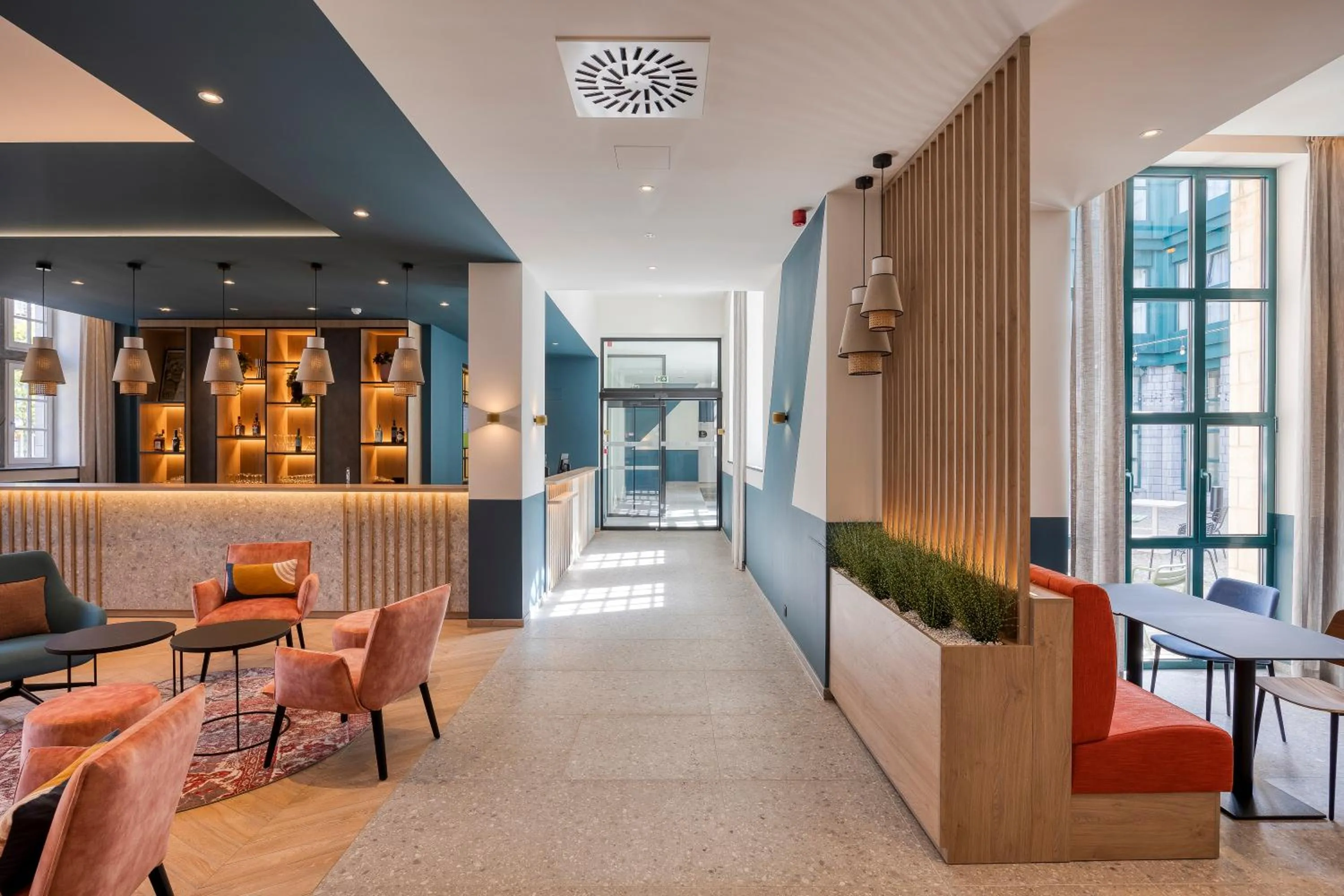 Lobby or reception in B&B HOTEL Hasselt