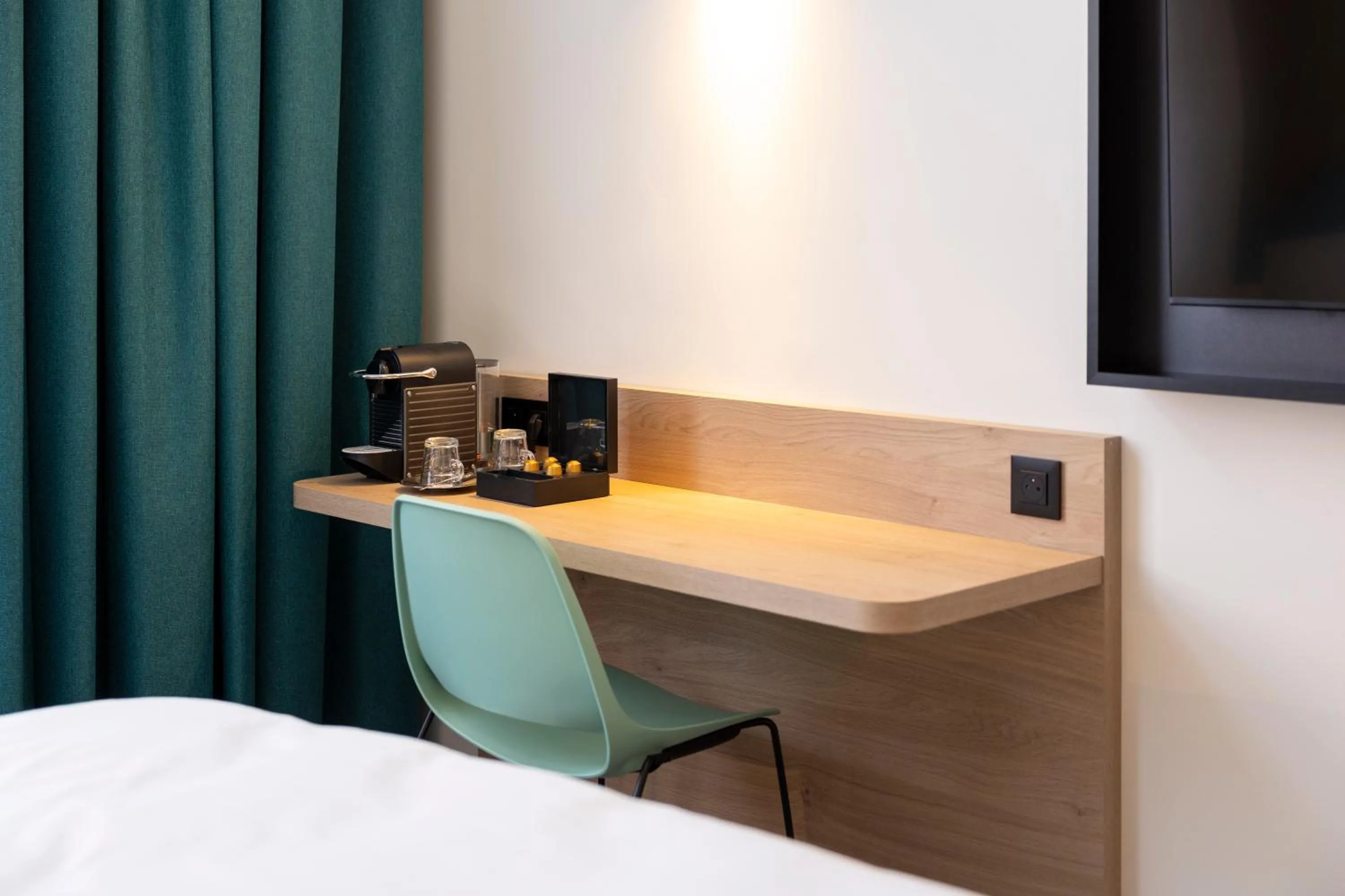 Photo of the whole room, Bed in B&B HOTEL Hasselt