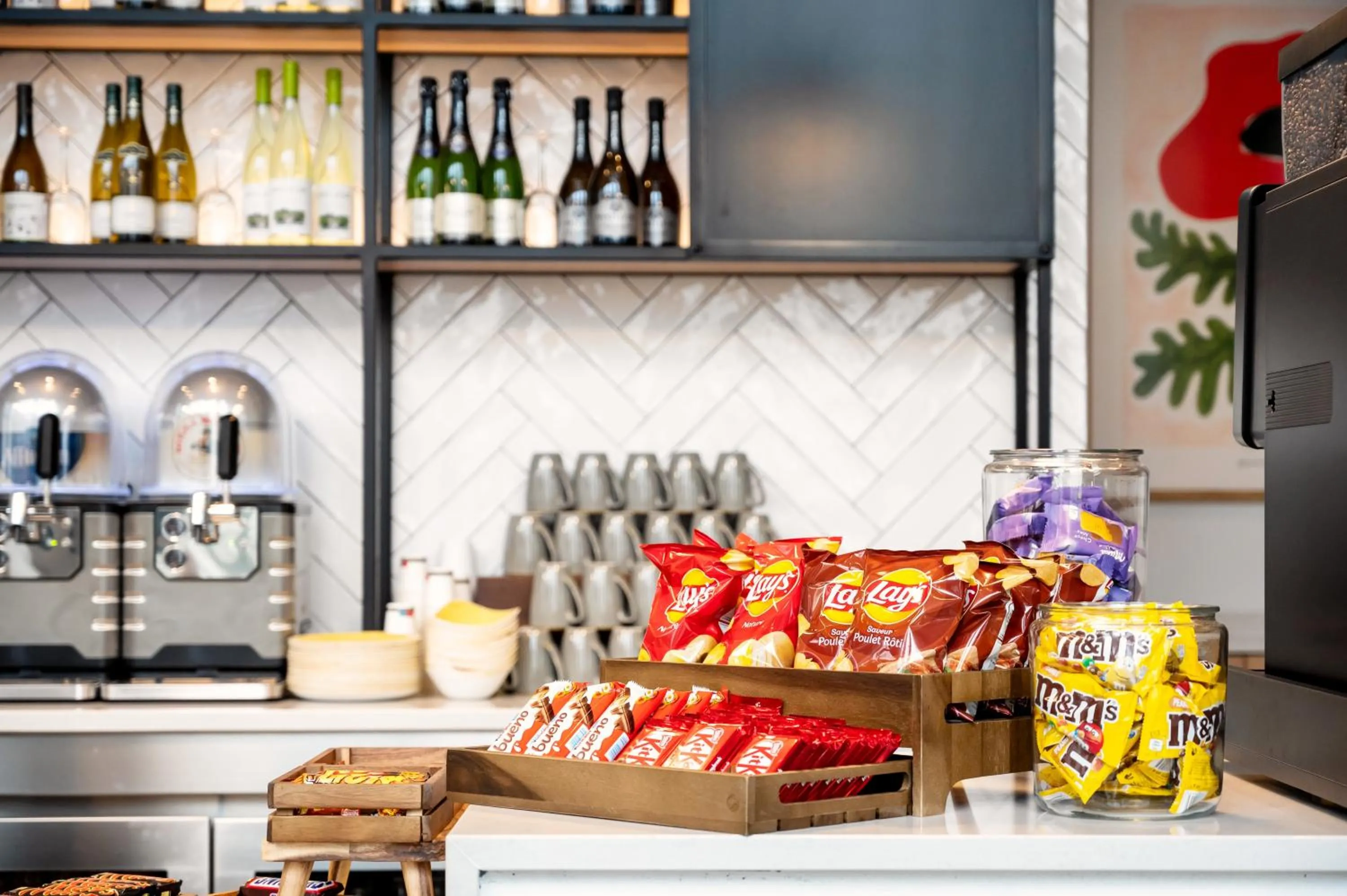 Lounge or bar in Staycity Aparthotels Paris La Defense