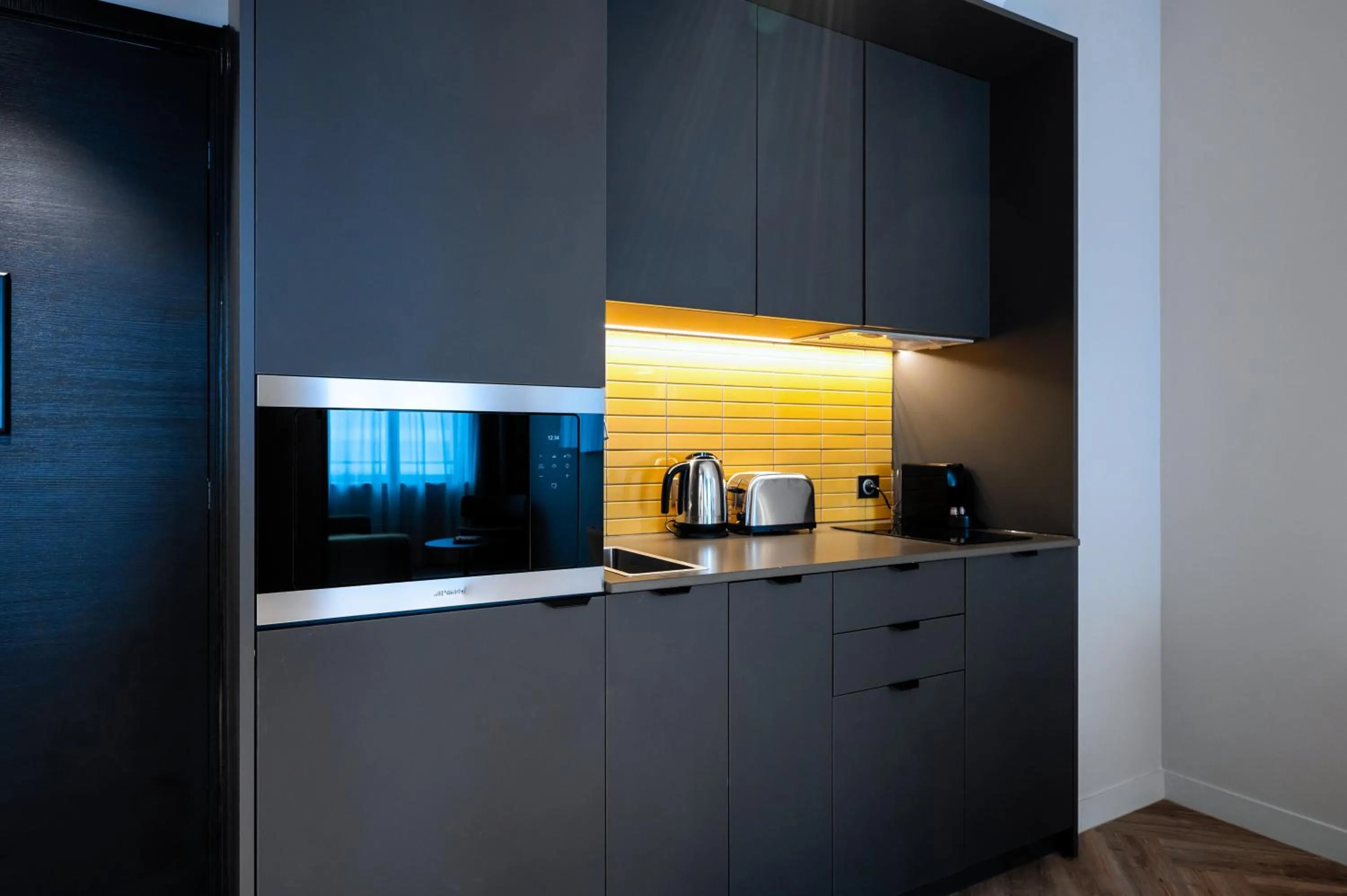 Kitchen or kitchenette in Staycity Aparthotels Paris La Defense