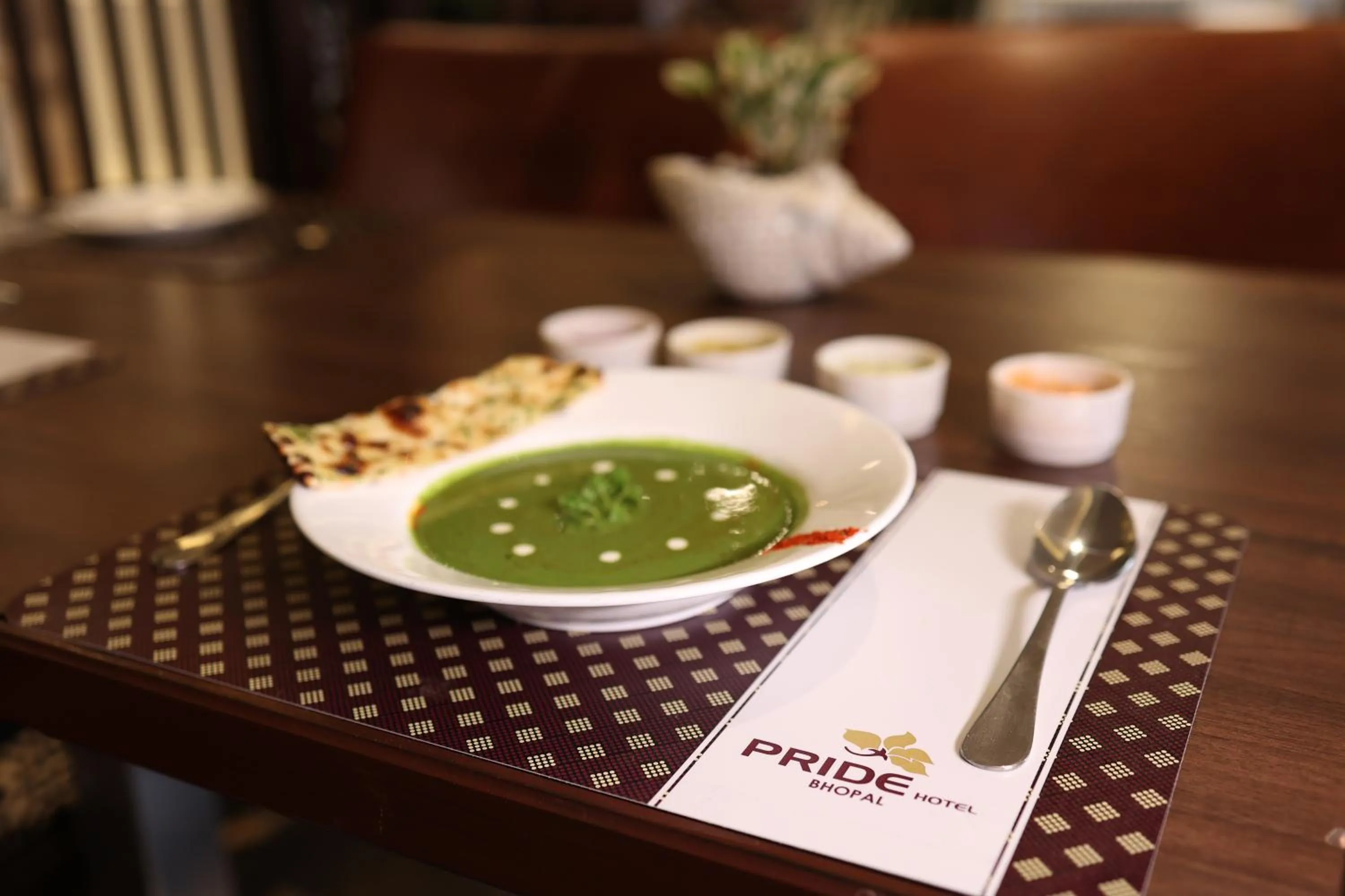 Restaurant/places to eat in Pride Hotel Bhopal